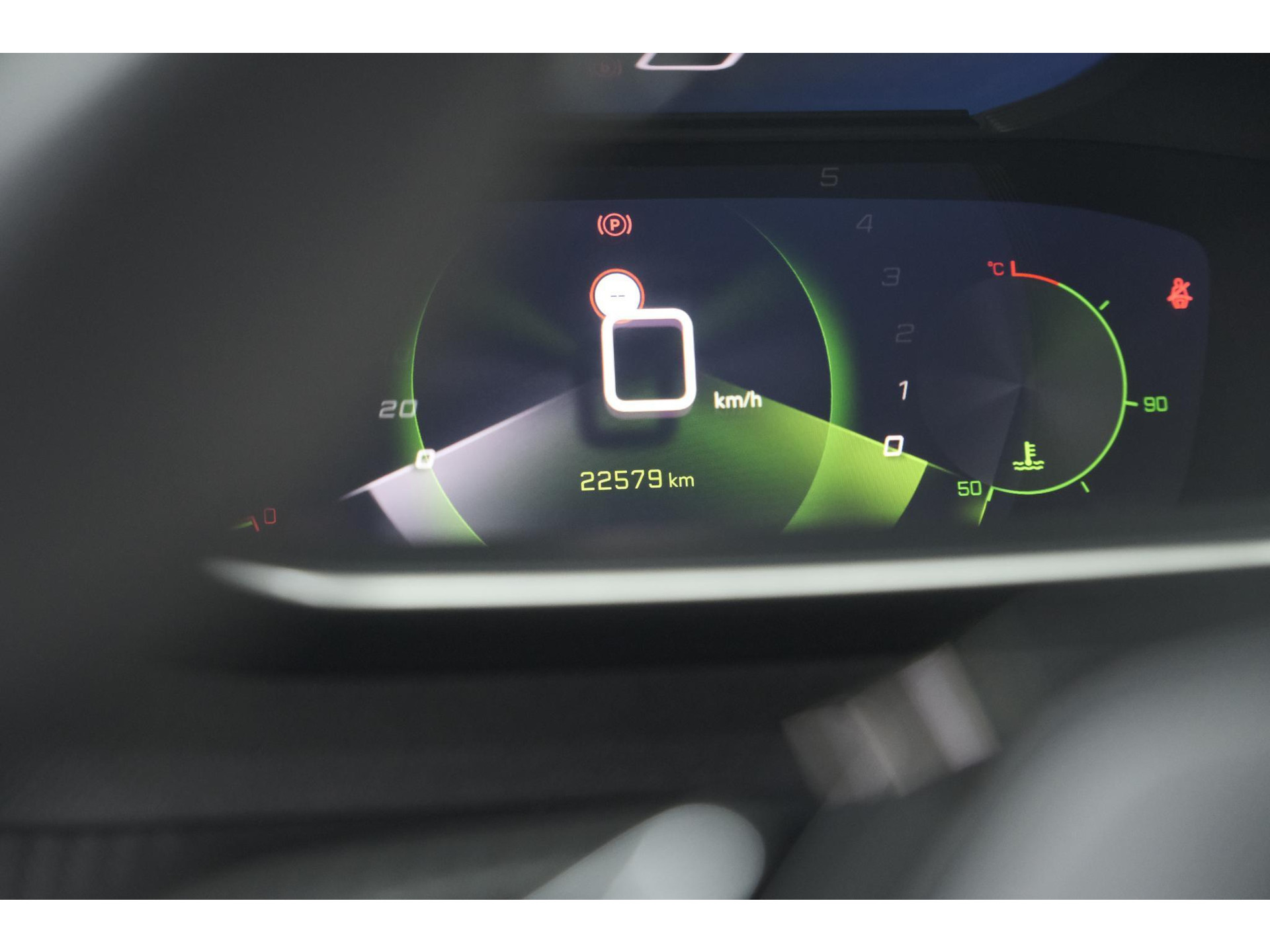 Peugeot 208 PureTech 100 GT | Camera | Adaptieve Cruise Control | Navigatie | Apple Carplay