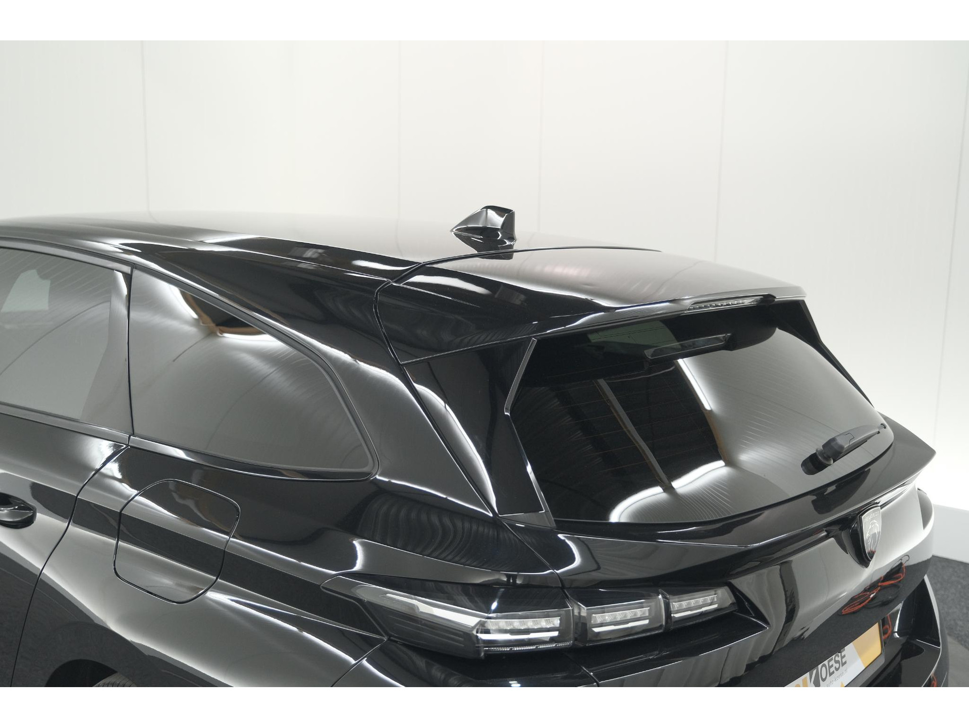 Peugeot 308 SW 1.6 Plug-in Hybrid 180 Allure | Camera | Adaptieve Cruise Control | Navigatie