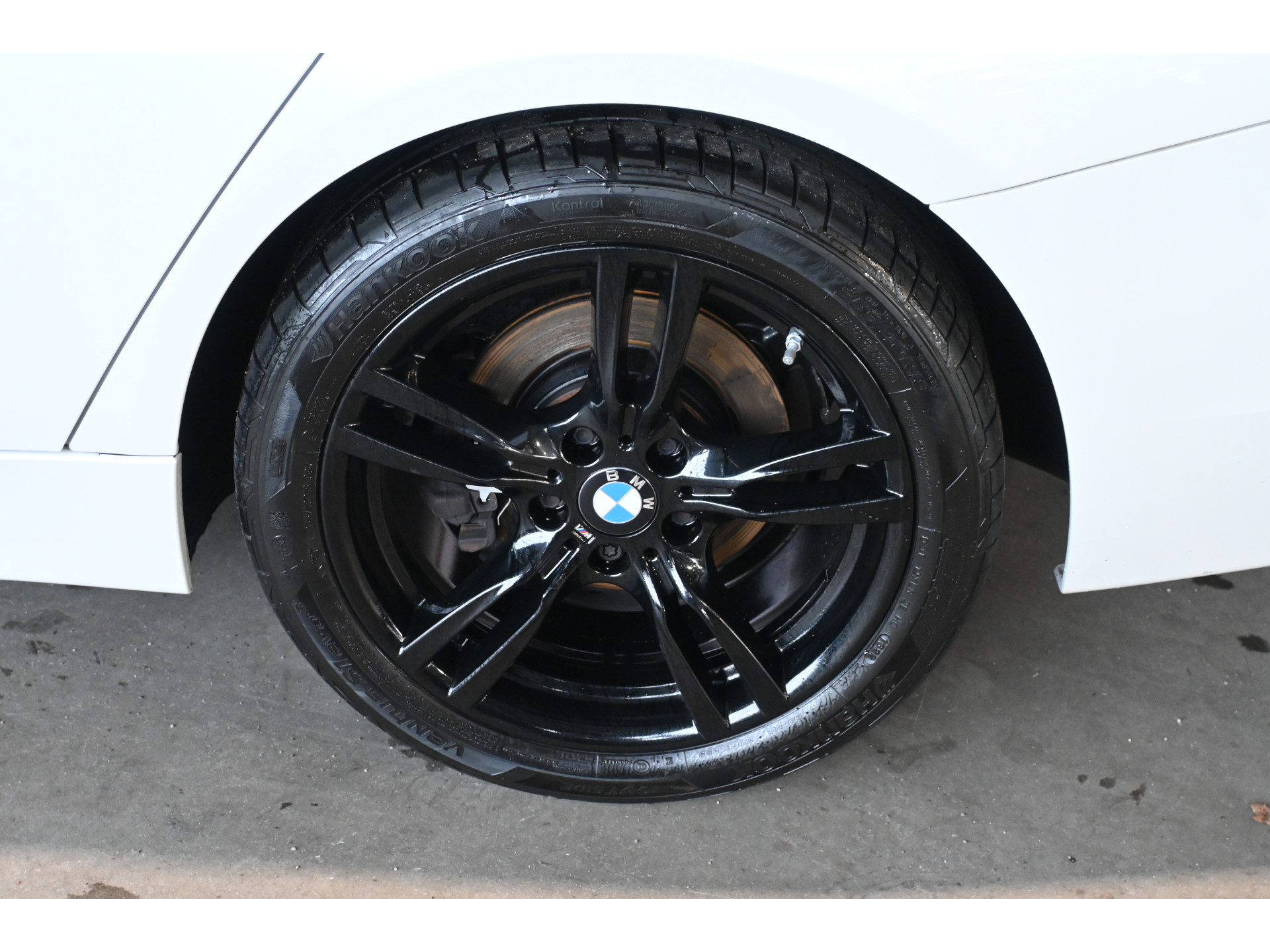 BMW 3-serie Touring 318i Luxury Clima Navigatie LED Panoramadak 18'Inch Goed Onderhouden! Inruil Mogelijk!