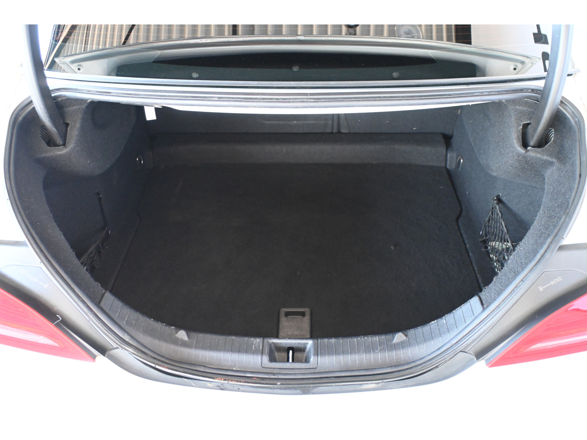 Mercedes-Benz CLA-klasse 200 Ambition Bi-Xenon Cruise Airco PDC Navigatie Inruil Mogelijk!