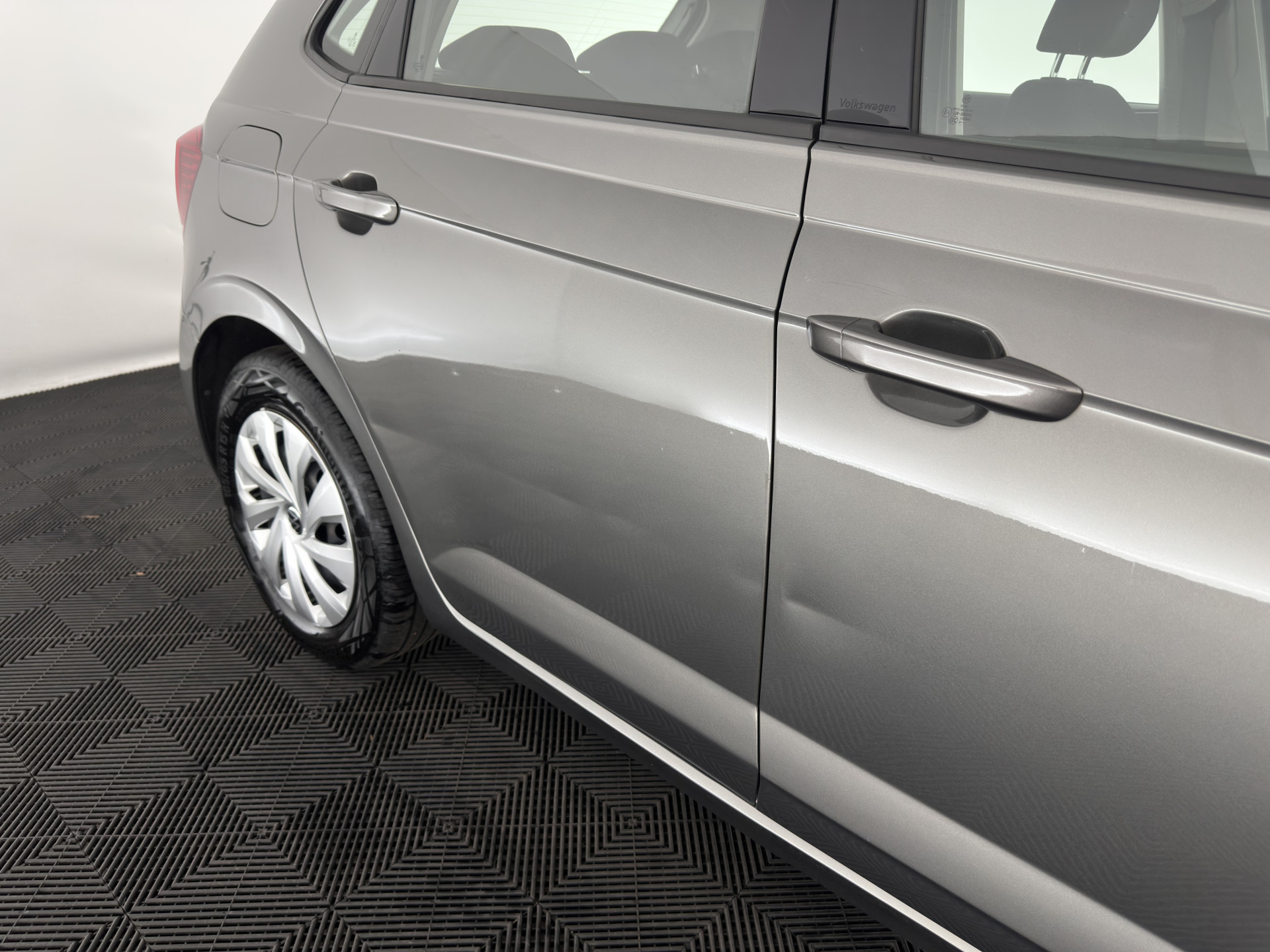 Volkswagen Polo 1.0 TSI Comfortline Business (INCL-BTW) *NAVI-FULLMAP | ADAPTIVE-CRUISE | COMFORT-SEATS | DAB+ | ECC | PARKPILOT*