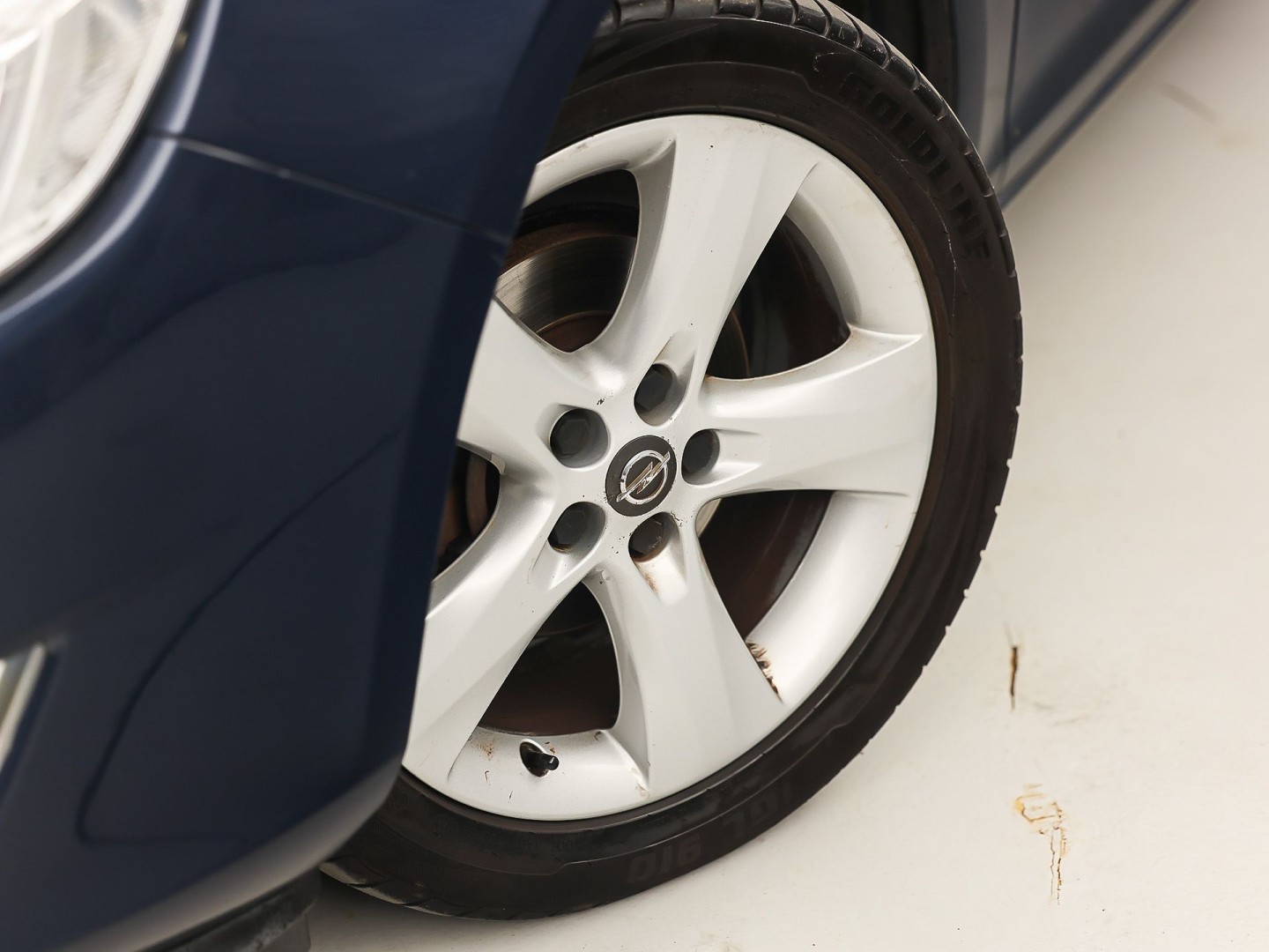 Opel Astra 1.6 Selection (CLIMATE, CRUISE CONTROL, SPORTSTOELEN, NIEUWE APK, NIEUWSTAAT)