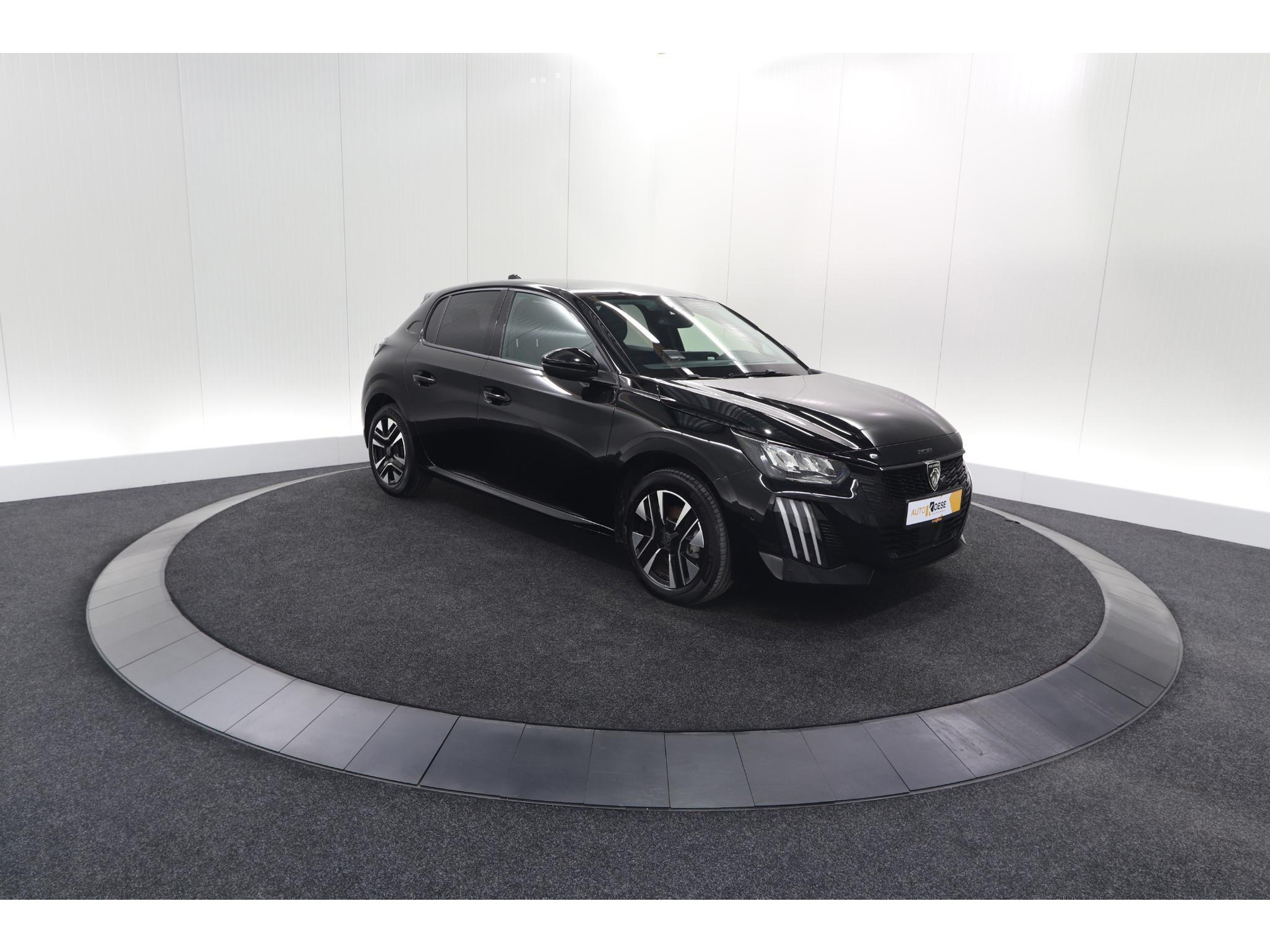 Peugeot 208 PureTech 100 Allure | 360 Camera | Dodehoekdetectie | Navigatie