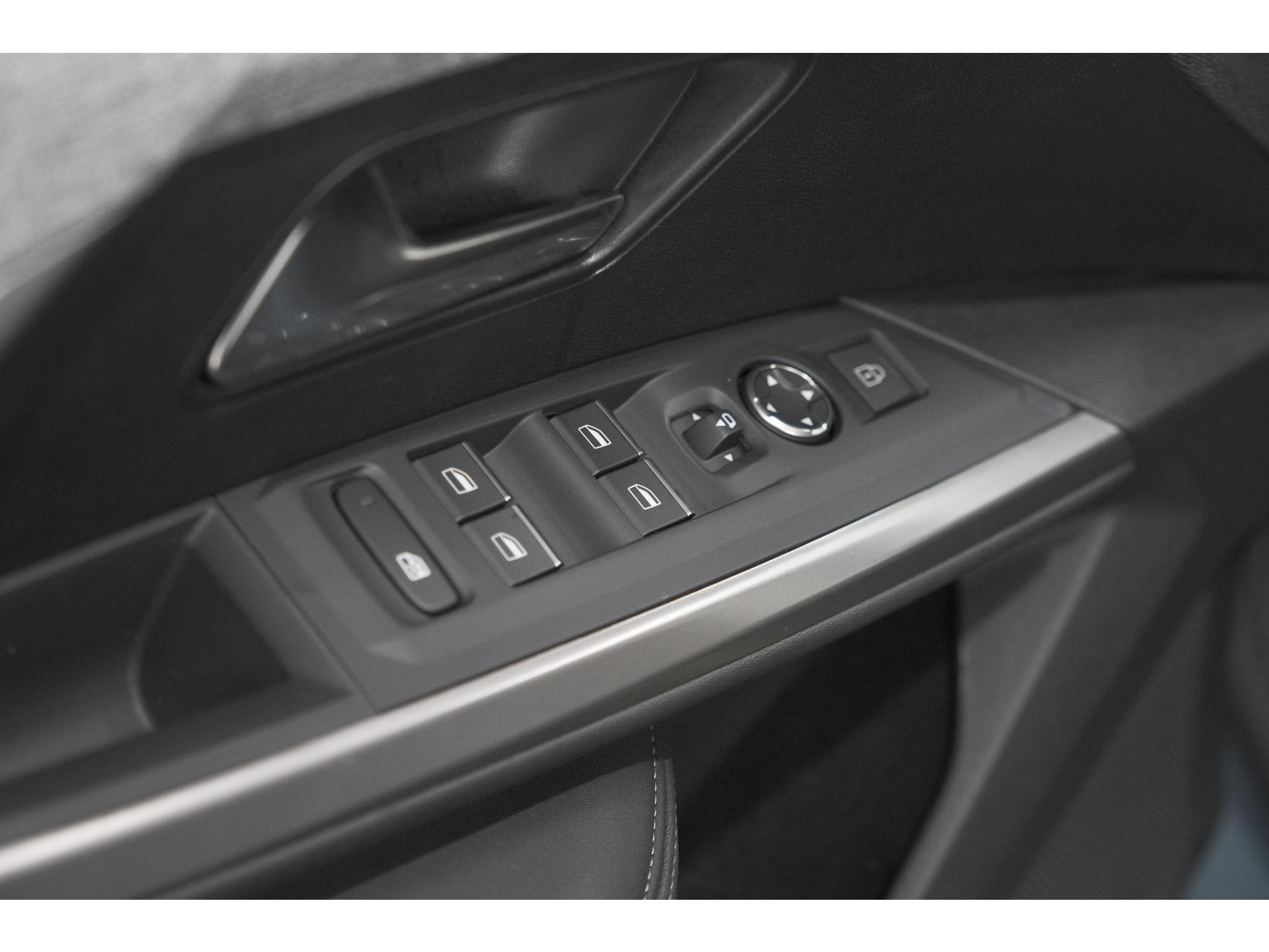 Peugeot 5008 1.2 Hybrid 136 GT 7p | Adaptieve Cruise control | Elektrische Kofferklep | Stoelverwarming