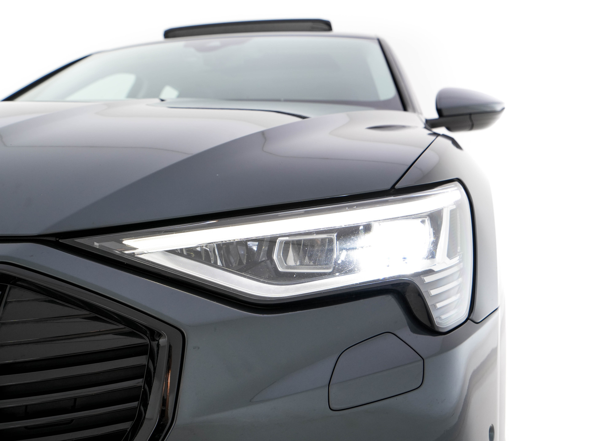 Audi e-tron Sportback 55 Quattro Business-Edition-Plus 95 kWh [ 3-Fase ] Aut. *PANO | MILANO-LUXURY-LEATHER |  ADAPTVE-CRUISE | DIGI-COCKPIT | FULL-LED | MEMORY-PACK | KEYLESS | NAVI-FULLMAP | AUDI-SOUND | COMFORT-SEATS | 20''ALU*