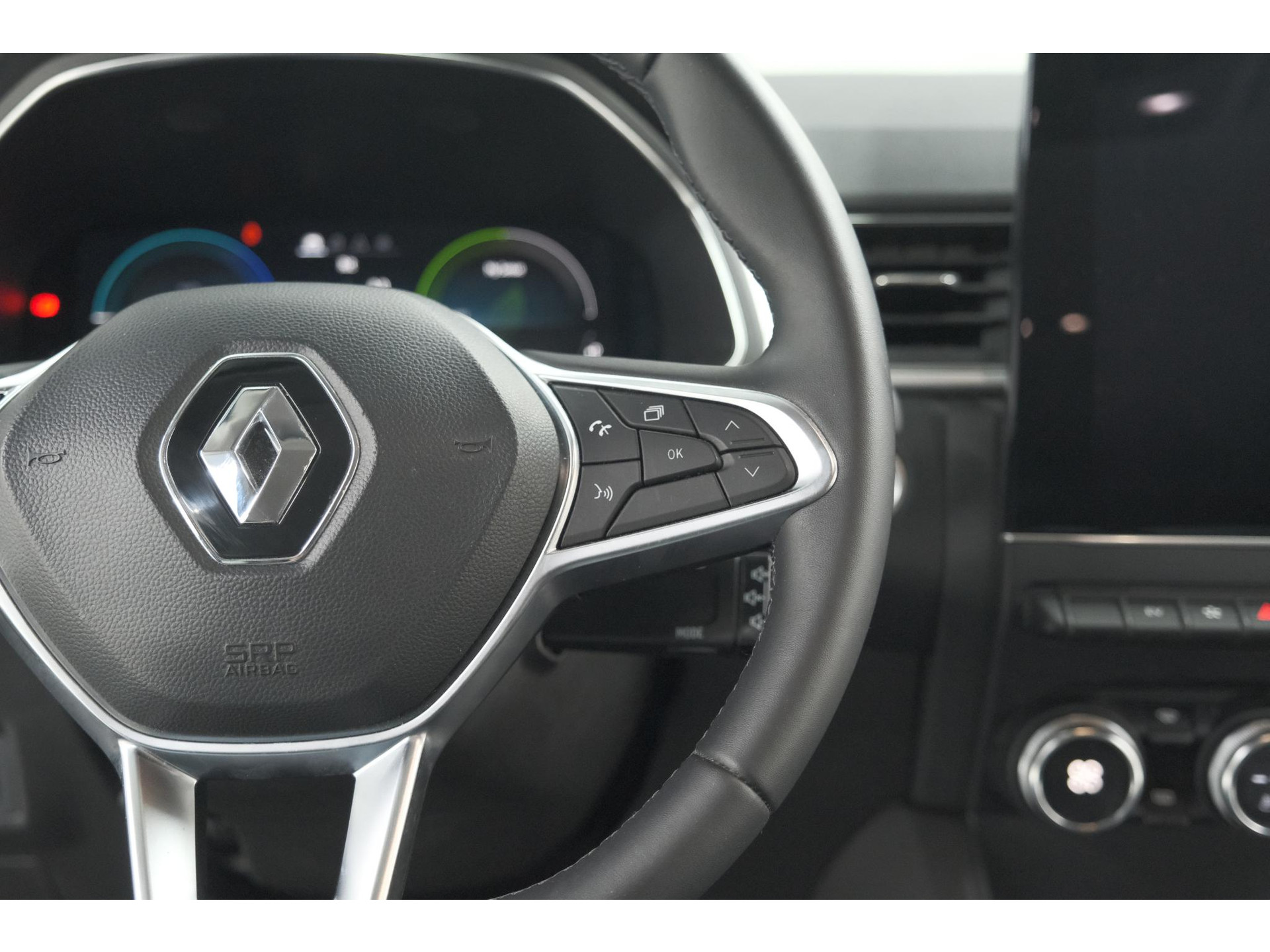 Renault Captur 1.6 E-Tech full hybrid 145 techno | Pack Full Screen | Camera | Navigatie | Allseason Banden