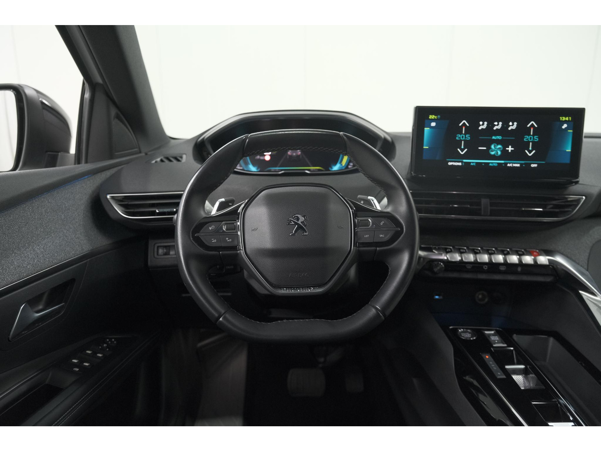 Peugeot 3008 1.6 Plug-in HYbrid 225 Allure | Camera | Dodehoekdetectie | Navigatie | Apple Carplay