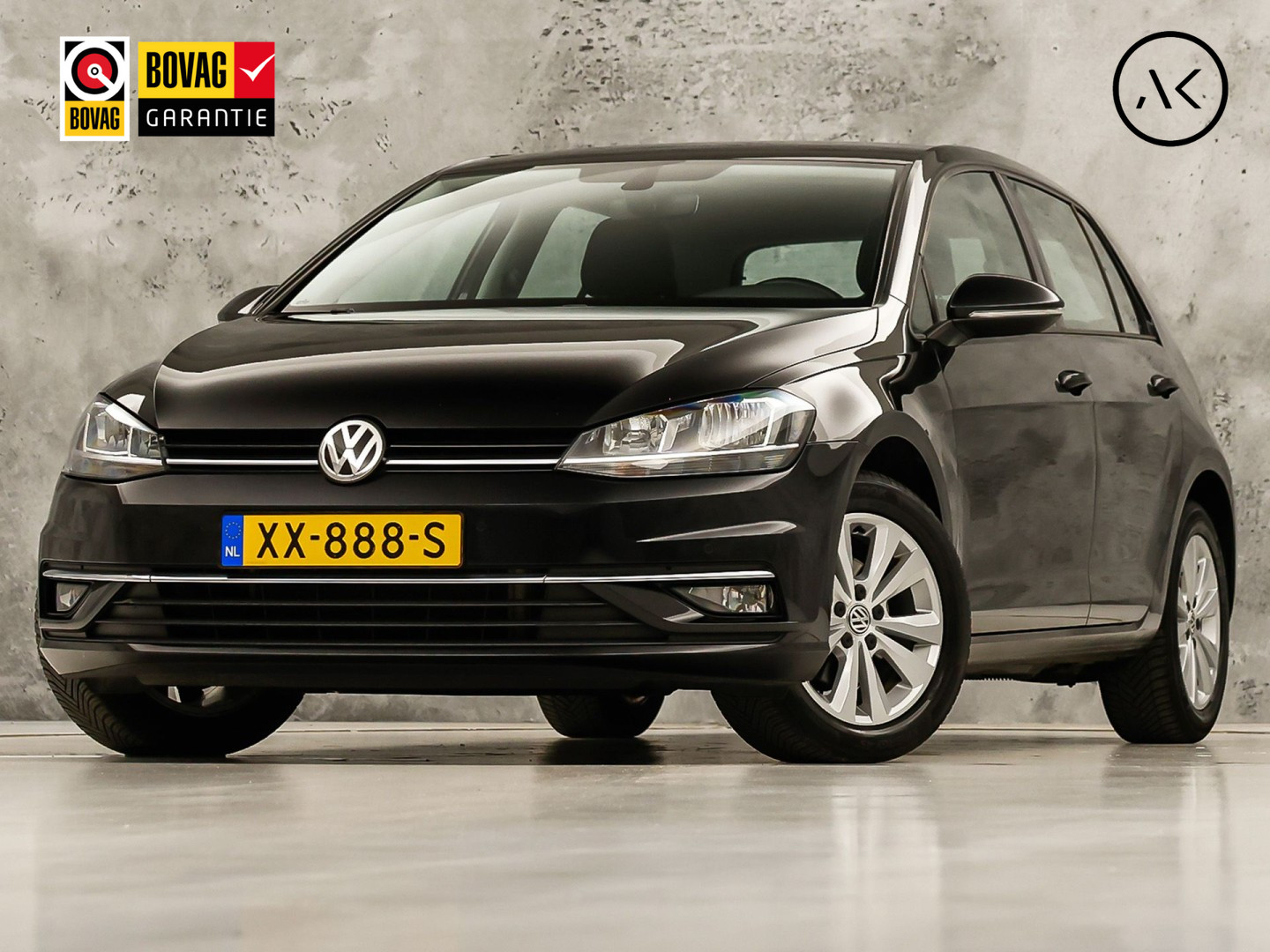 Volkswagen Golf 1.0 TSI Sportline (APPLE CARPLAY, NAP, GROOT NAVI, CLIMATE, PARKEERSENSOREN, SPORTSTOELEN, LM VELGEN, ADAPTIVE CRUISE, NIEUWSTAAT)