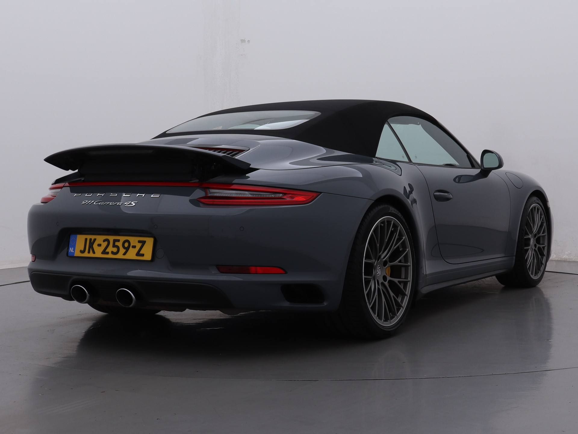Porsche 911 Cabrio 3.0 Carrera 4S / Origineel NL AUTO/ SPORT CHRONO PLUS 421PK / NEDERLANDSE AUTO