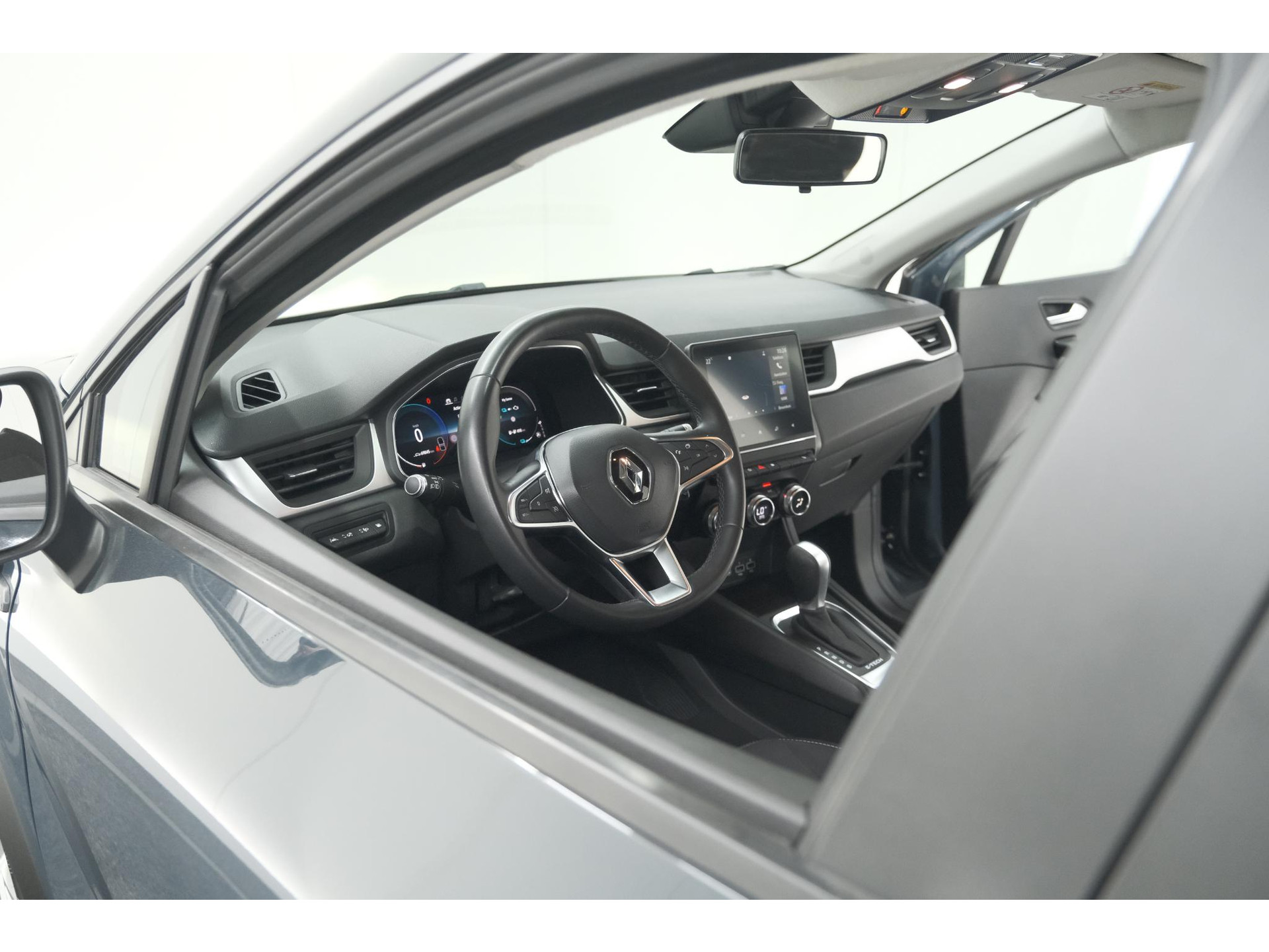 Renault Captur 1.6 E-Tech Plug-in Hybrid 160 Business | Parkeersensoren | Apple Carplay | Navigatie | Climate Control