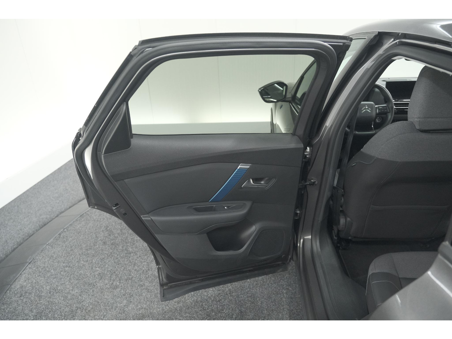 Citroen Ë-C4 Shine 50 kWh | Elektrisch Panoramadak | Camera | Adaptieve Cruise Control