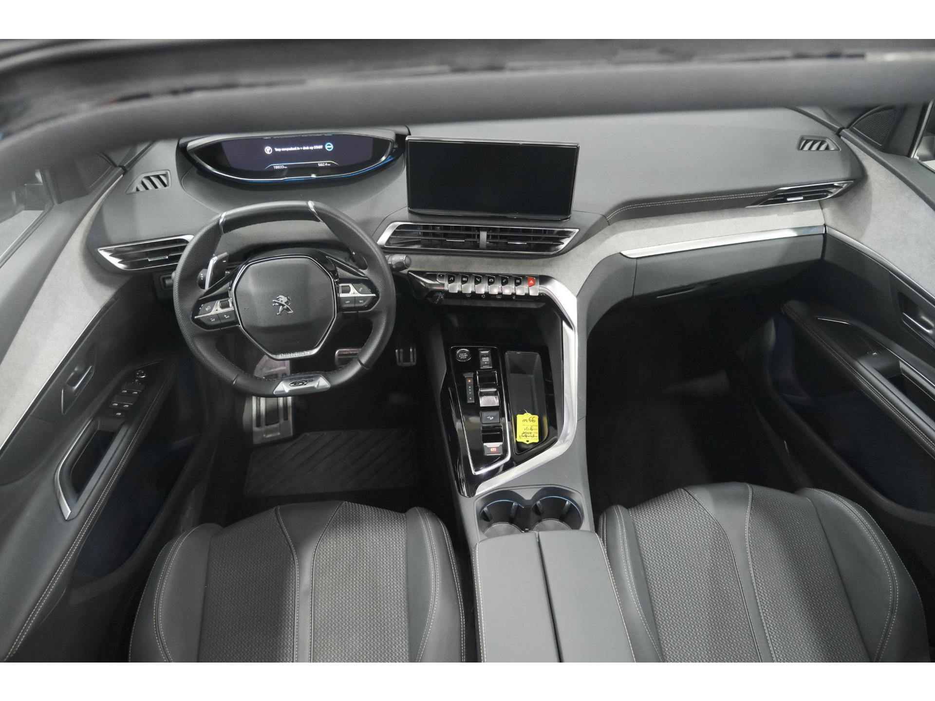 Peugeot 3008 HYbrid4 300 GT | Elektrisch Panoramadak | Dodehoekdetectie | Camera | Navigatie