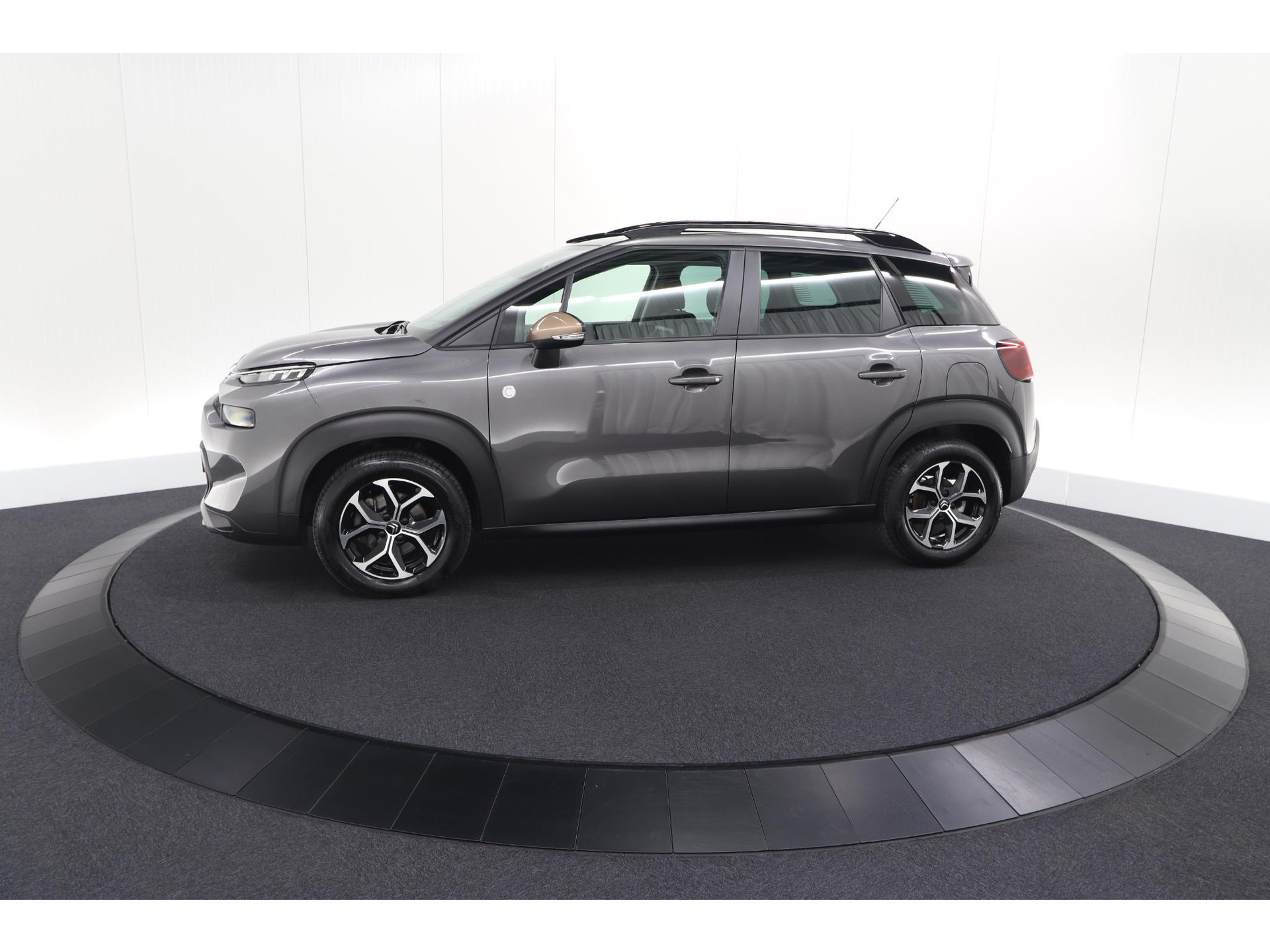 Citroen C3 Aircross PureTech 110 C-Series | Trekhaak | Navigatie | Parkeersensoren | Apple Carplay