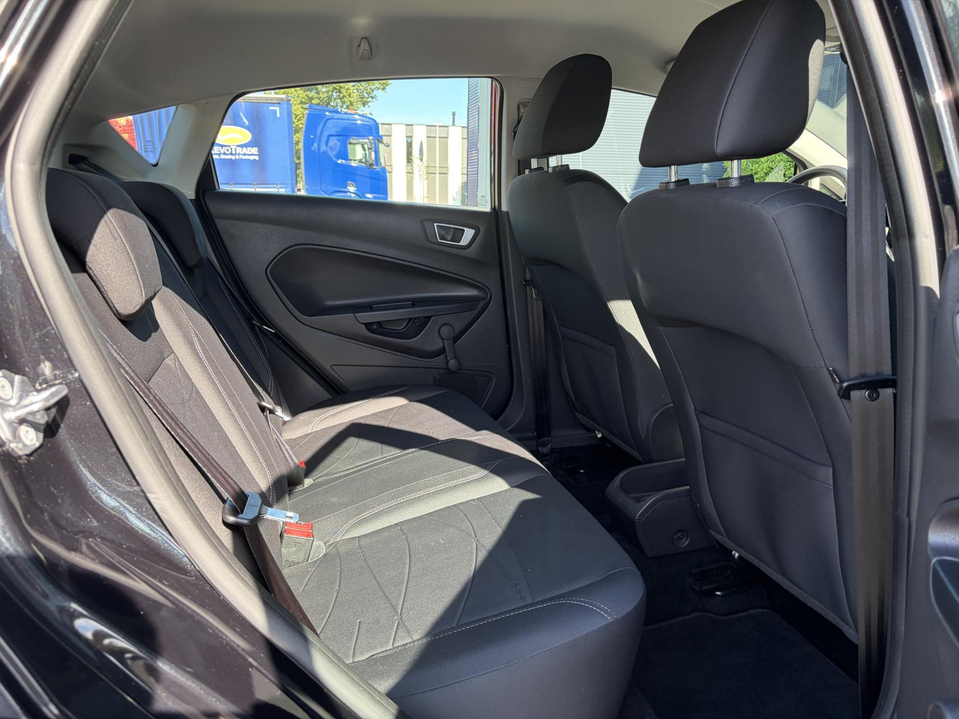 Ford Fiesta 1.0 Style Navi,Airco,5 Deurs,N.A.P,Zeer Zuinig,Apk tot 11-2026