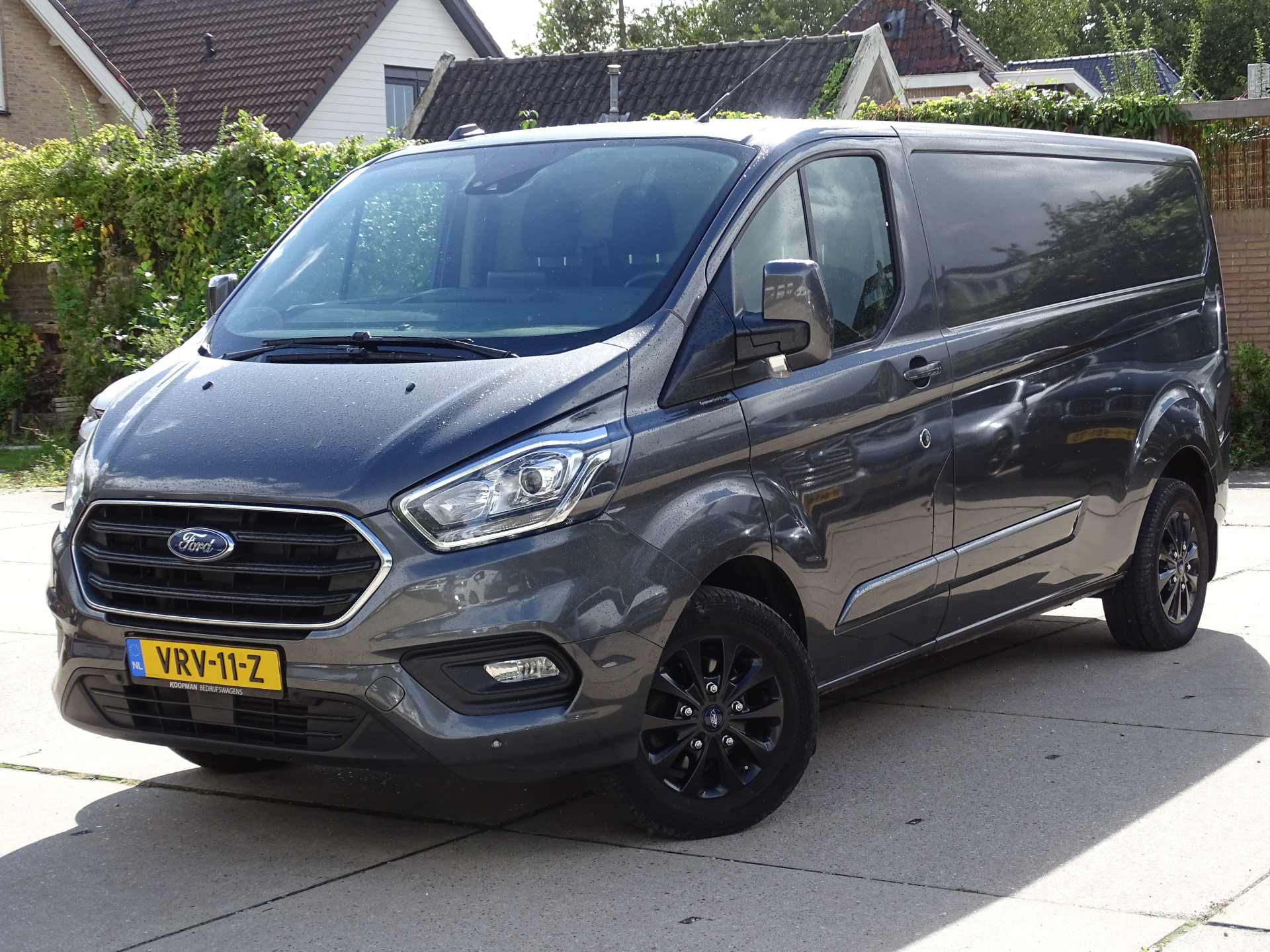 Ford Transit Custom 2.0 TDCI 177 pk L2H1 Limited