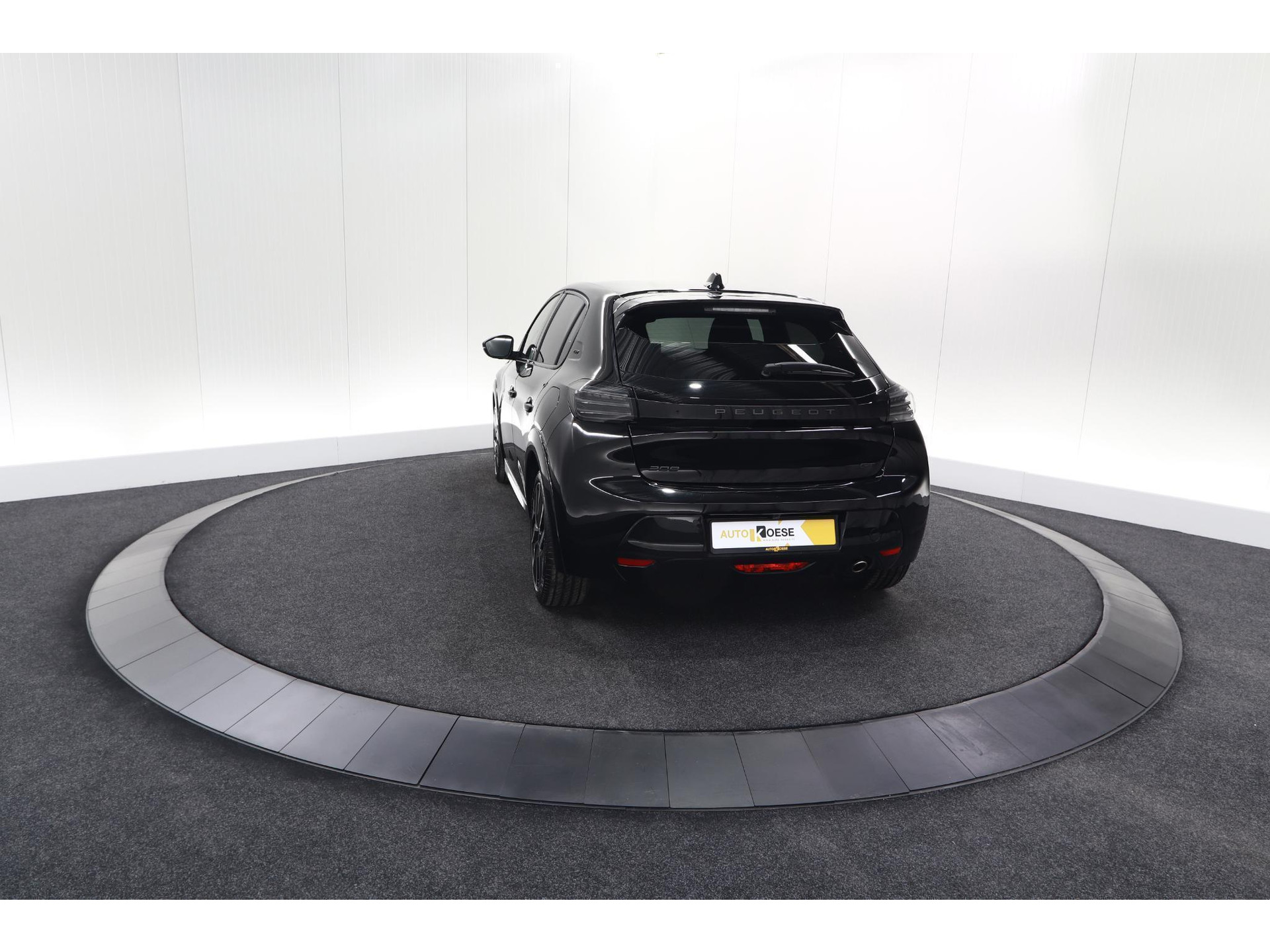 Peugeot 208 PureTech 100 GT | Camera | Navigatie | Apple Carplay | Parkeersensoren