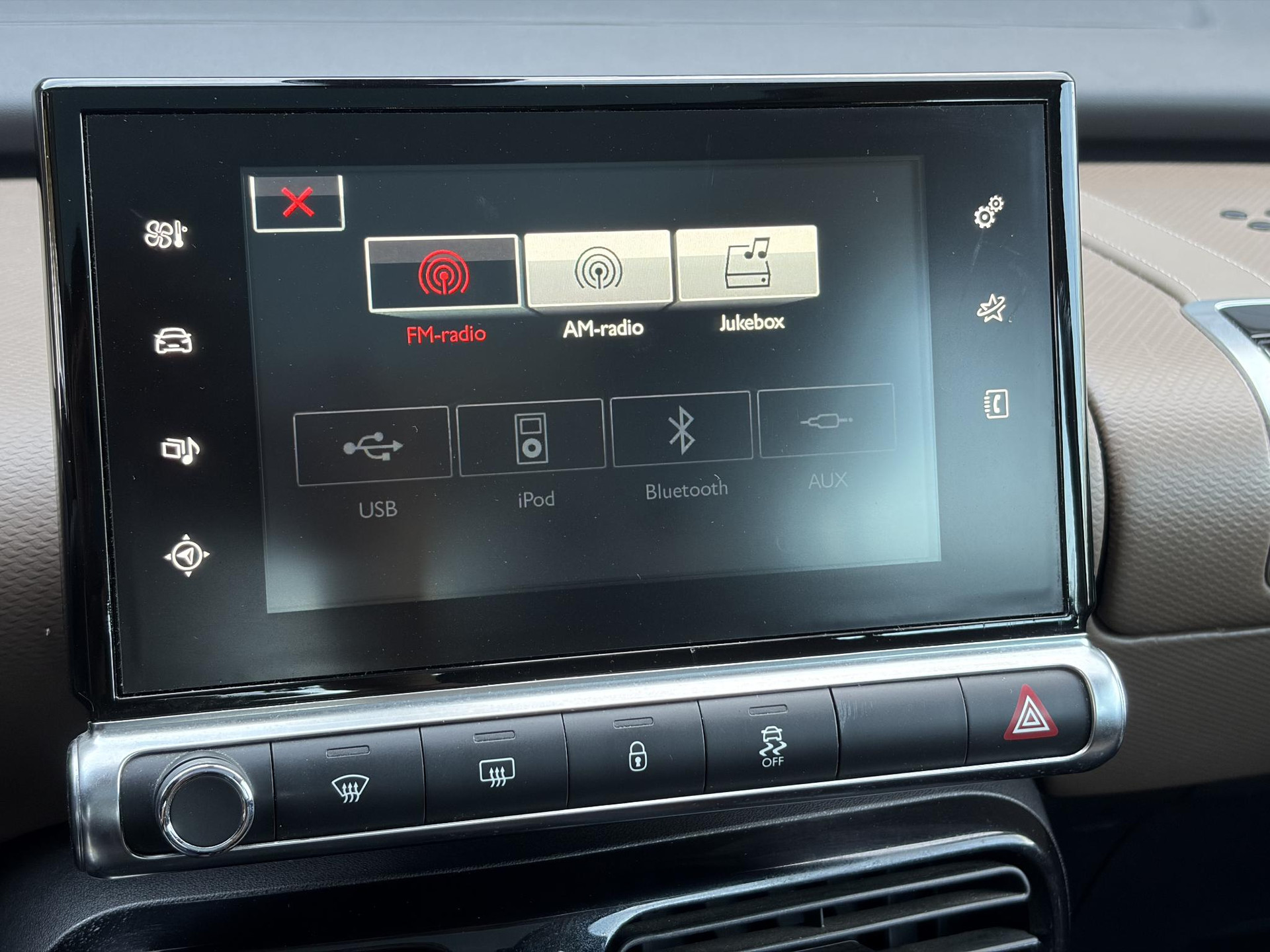 Citroen C4 Cactus 1.2 PureTech Business ✓D-riem vv in 2026✓Pano✓Camera✓Carplay✓110pk✓Stoelverw✓Navi✓Clima✓Cruise✓Pdc✓Halfleder✓N.A.P✓Apk tot 02-2027