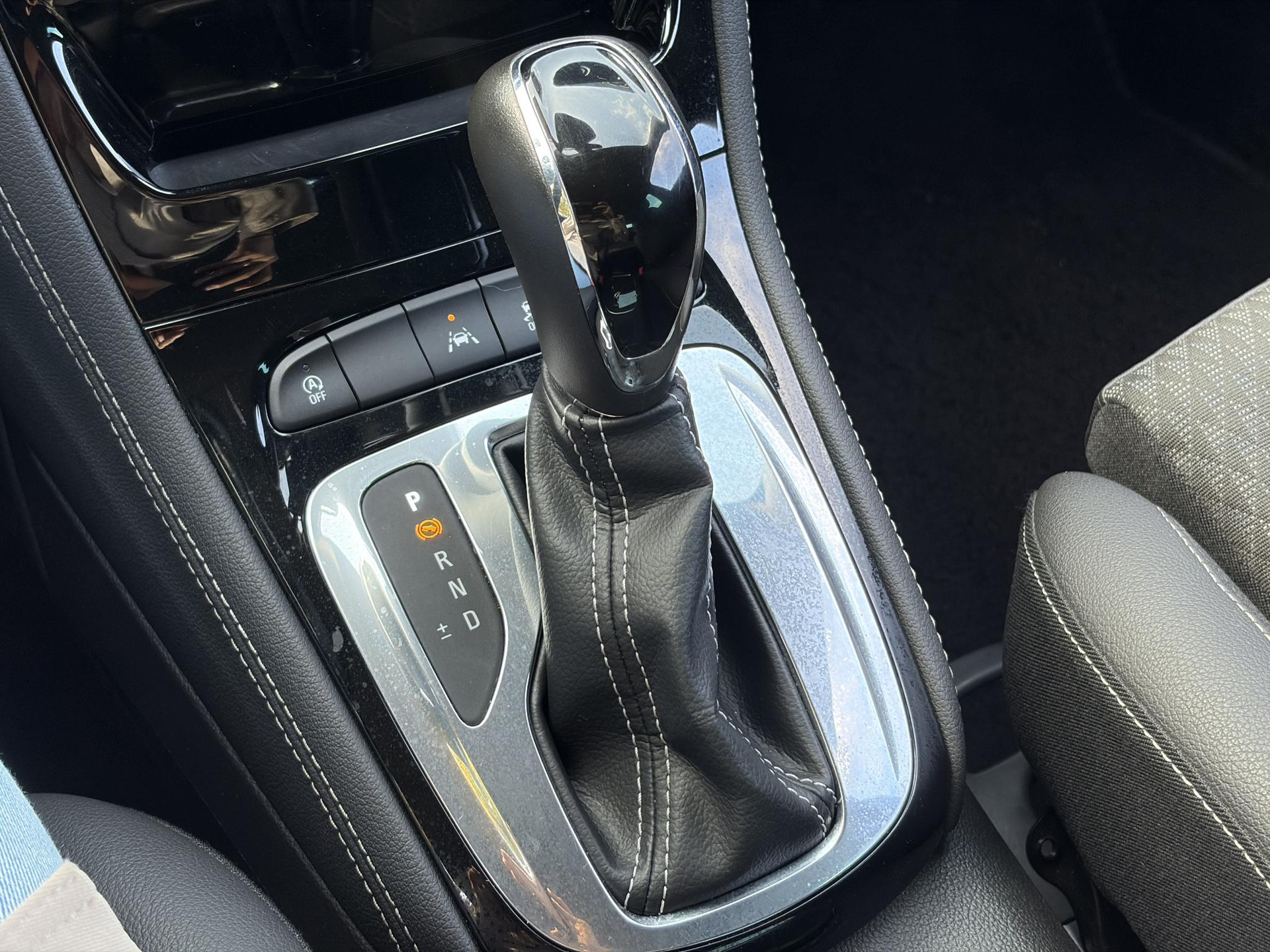 Opel Astra Sports Tourer 1.4 Business Executive ✓2 Eigenaar✓Camera✓Navi✓Trekhaakt✓Carplay✓Stoelverw✓Stuurverw✓Automaat✓Dealer Onderhouden✓Keyless✓Clima✓Cruise✓Pdc V+A✓Halfleder✓Comfortstoelen✓150pk✓Rijstrooksensor✓Dodehoeksensor✓Elekt Stoelen✓Lm velgen✓N.