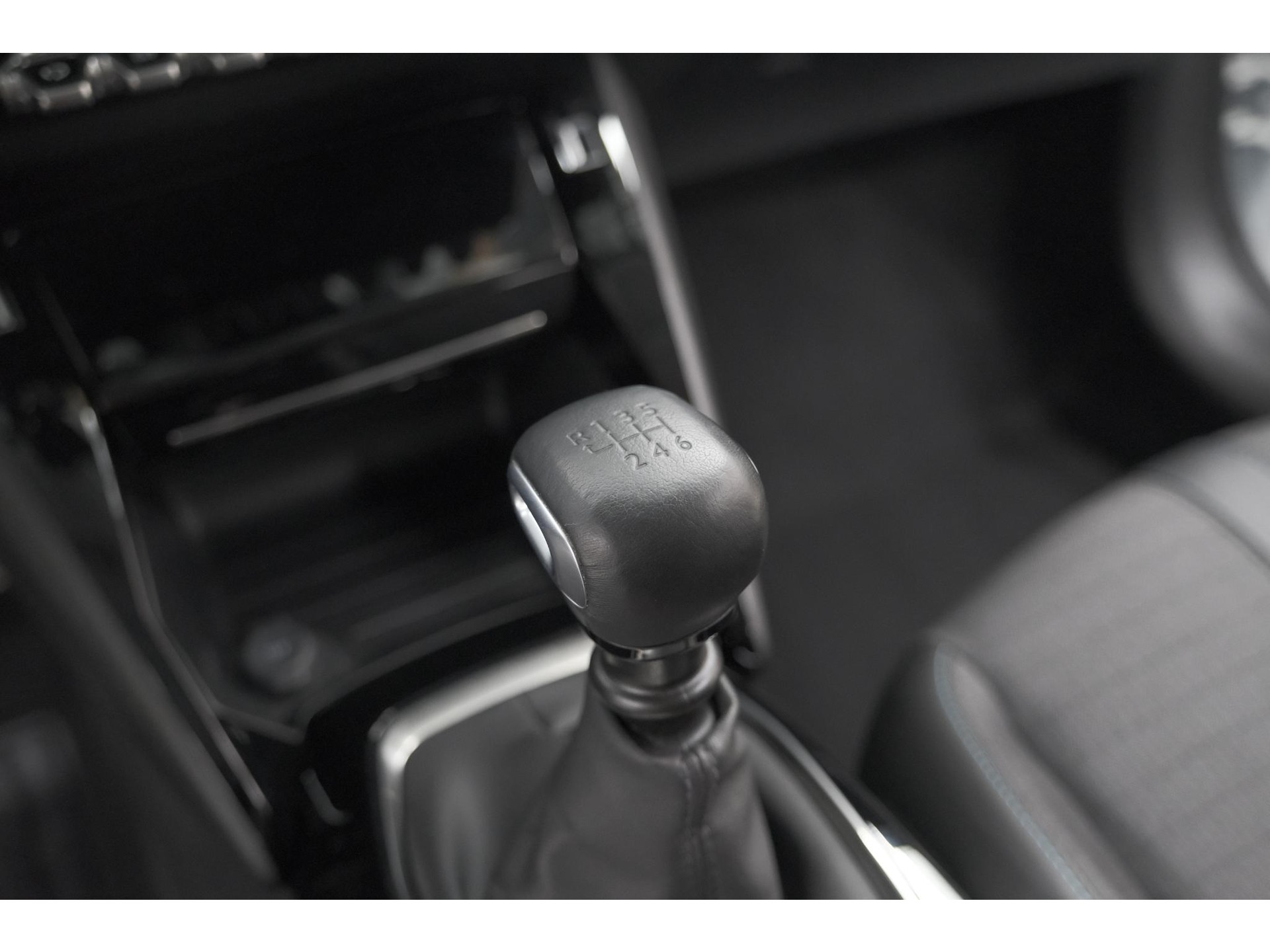 Peugeot 208 PureTech 100 Allure Pack | Camera | Apple Carplay | Stoelverwarming | Parkeersensoren