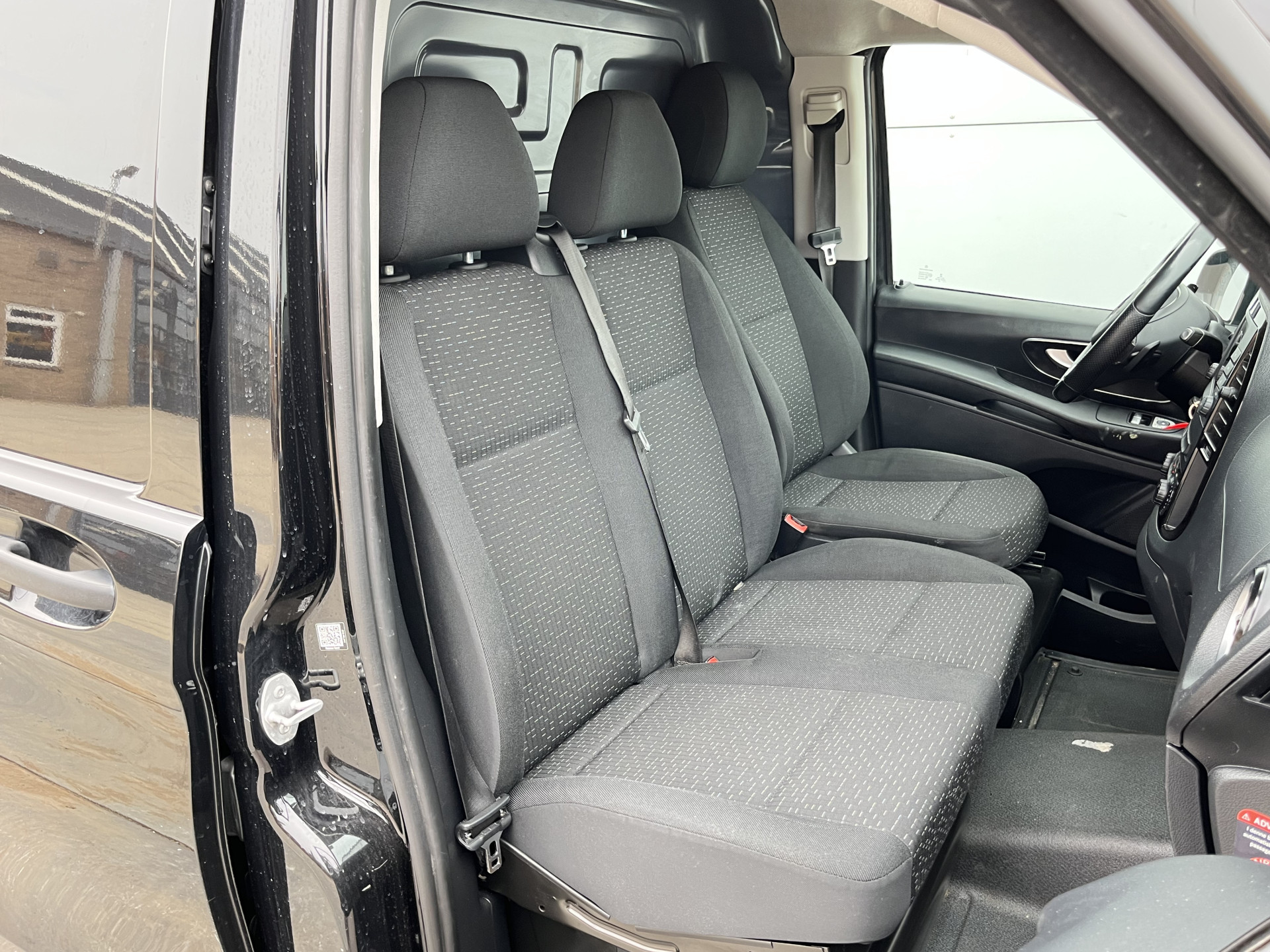 Mercedes-Benz Vito 119 1.9 CDI 190pk Automaat L2H1 9G-Tronic Climate Control Adaptieve Cruise Control Trekhaak Navigatie Camera Stoelverwarming