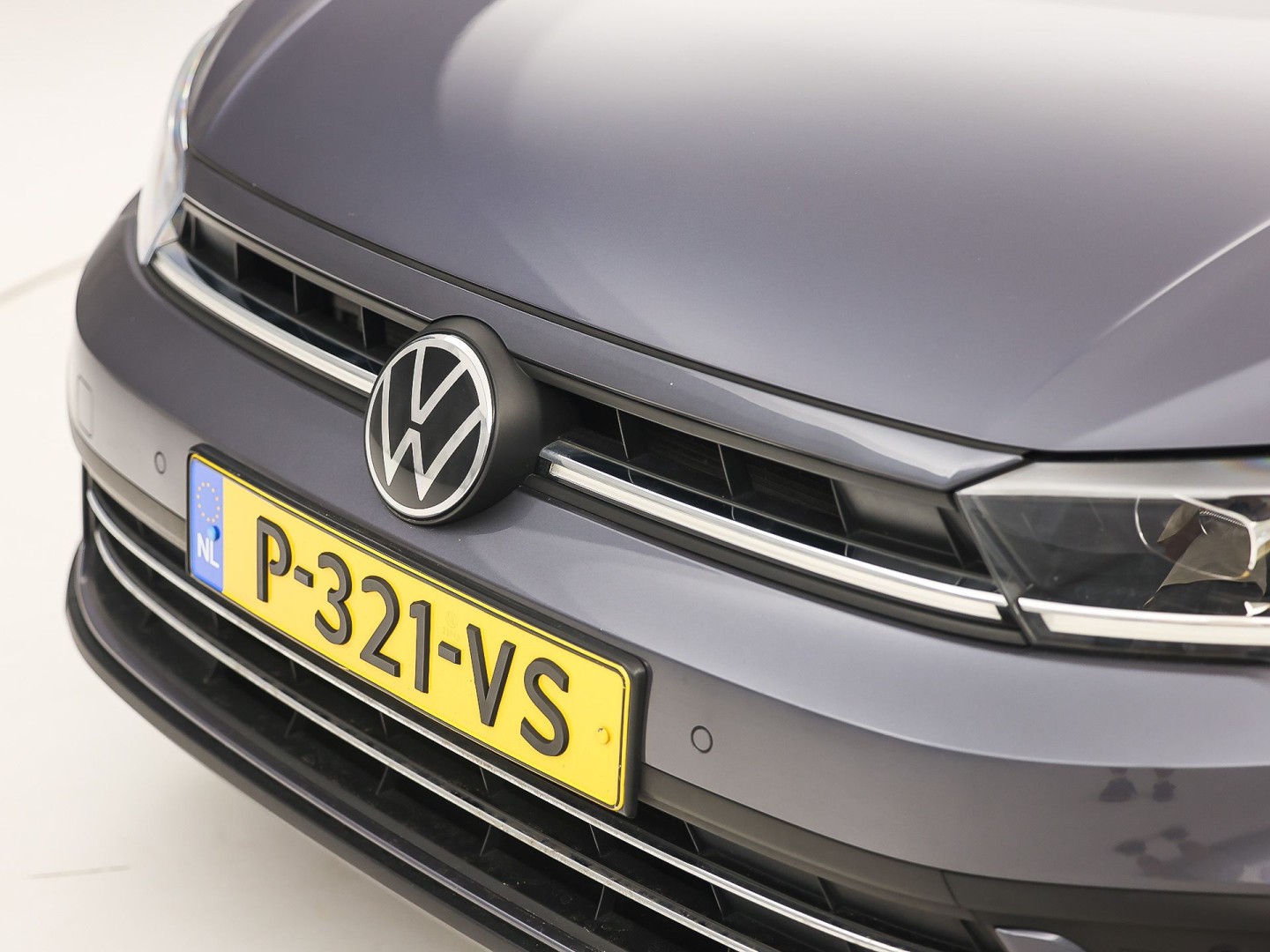 Volkswagen Polo 1.0 TSI Sport Automaat (VIRTUAL COCKPIT, APPLE CARPLAY, GROOT NAVI, CLIMATE, SPORTSTOELEN, LED KOPLAMPEN, GETINT GLAS, PARKEERSENSOREN, NIEUWSTAAT)