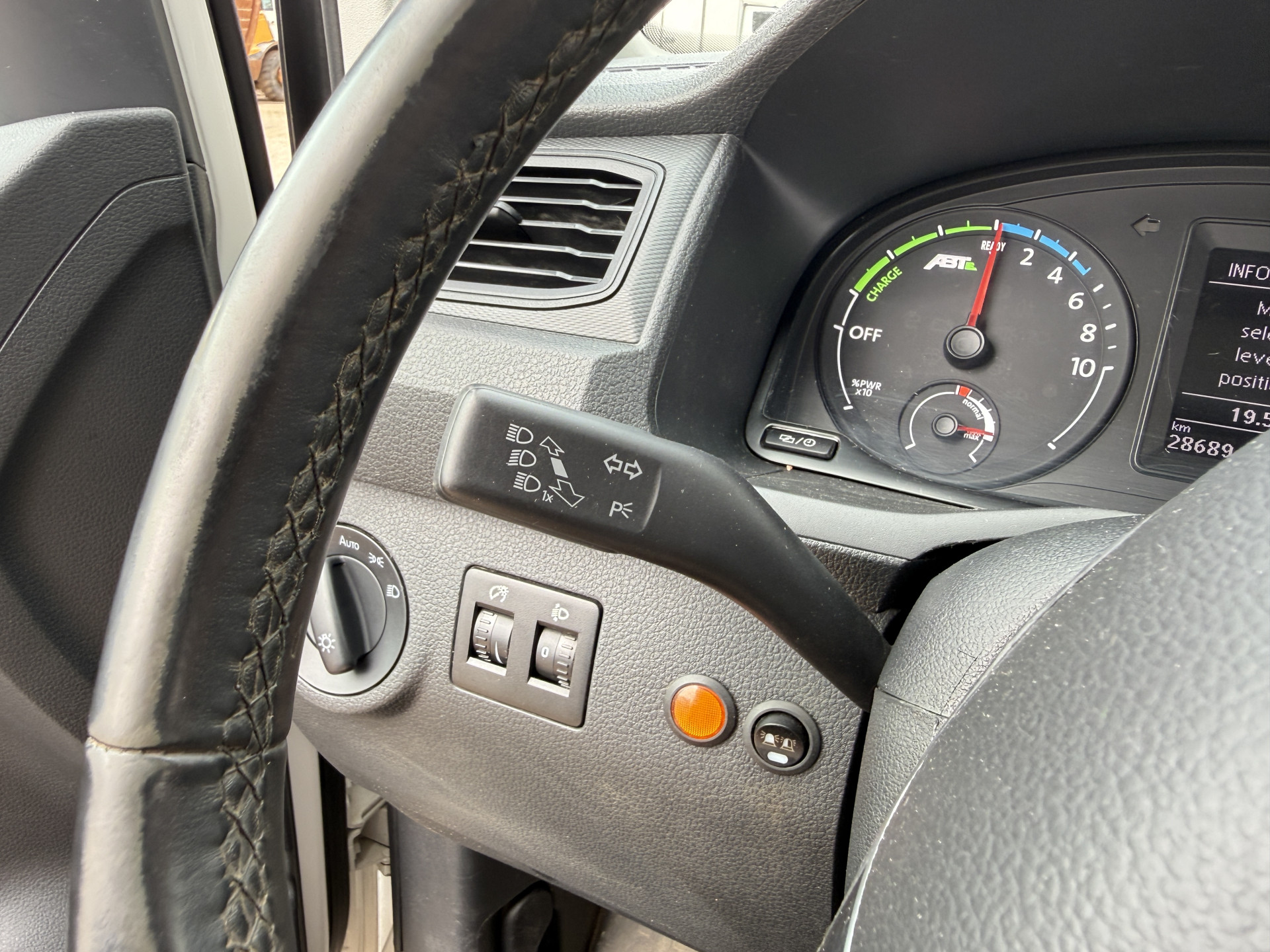 Volkswagen e-Caddy 37kWh 113PK L2H1 Elektrisch Caddy ABT Maxi 37,3kWh 159km WLTP Trekhaak Lichmetalen Velgen Airco Stoelverwarming Apple Carplay Parkeersensoren