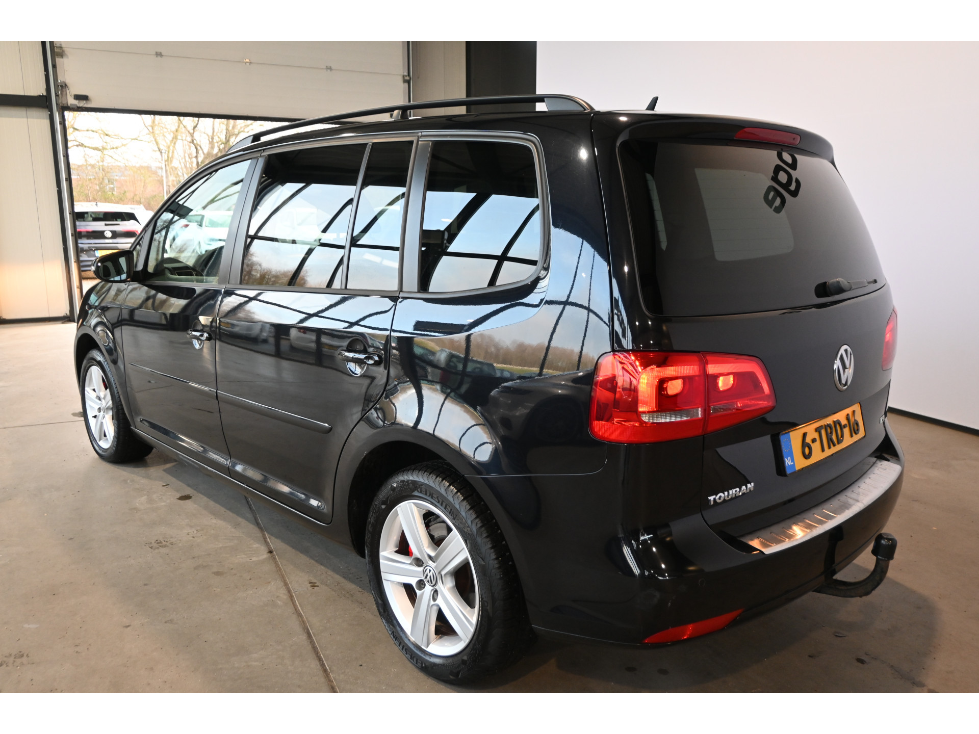 Volkswagen Touran 1.4 TSI Highline Automaat Clima Stoelverwarming Goed Onderhouden! Inruil Mogelijk!