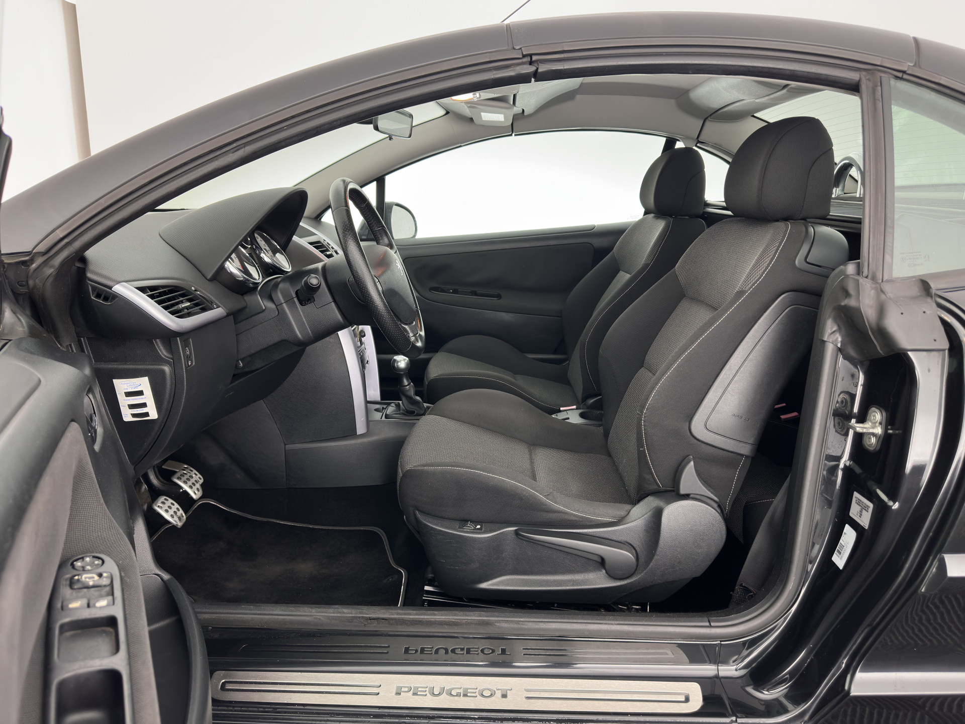 Peugeot 207 CC 1.6 VTi Pack Sport *HEATED-SPORTSEATS | ECC | RADIO/CD-MP3 | AIRSCARF | 17''ALU*