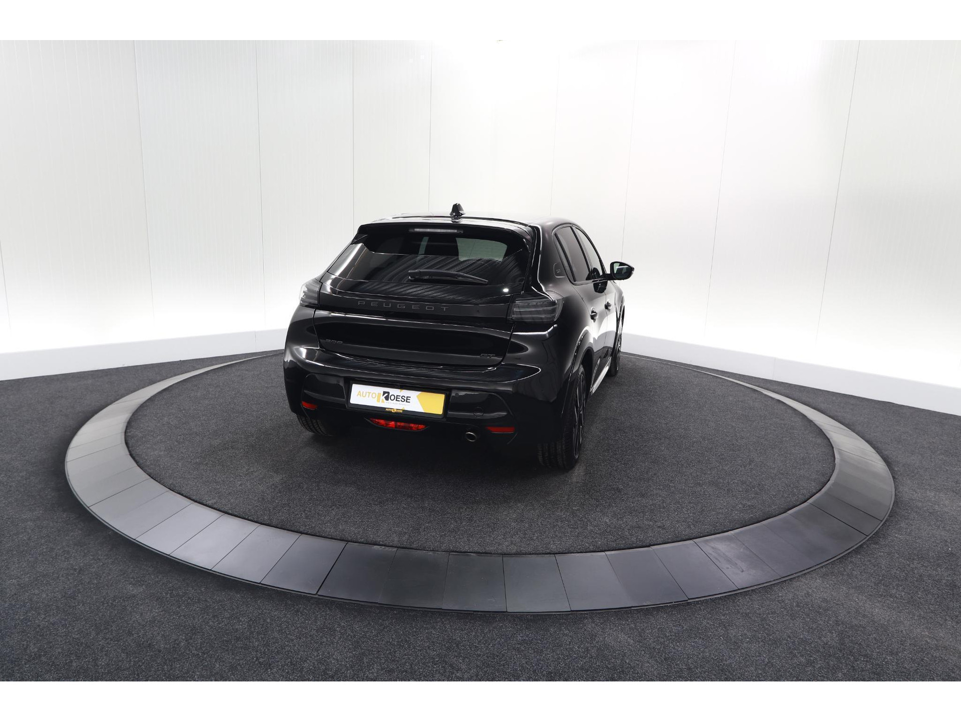 Peugeot 208 PureTech 100 GT | Camera | Navigatie | Apple Carplay | Parkeersensoren