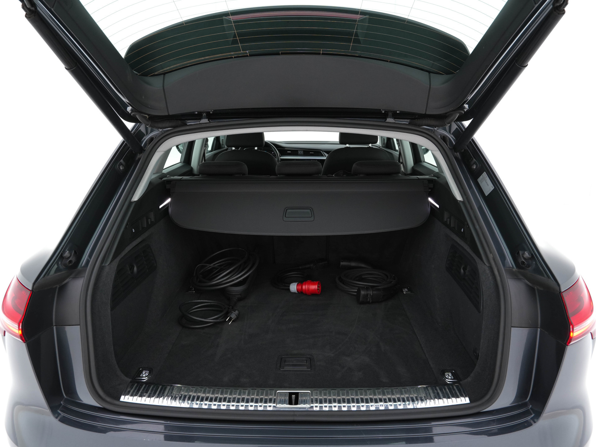 Audi e-tron 50 Quattro Launch edition 71 kWh (⚠️)  [ 3-Fase ] {SOH-100%} (INCL-BTW) Aut. *FULL-LED | DIGI-COCKPIT | NAVI-FULLMAP | HEATED-COMFORTSEATS | KEYLESS | AUDI-SOUND | SHIFT-PADDLES | ECC | PDC | CRUISE | 20''ALU*