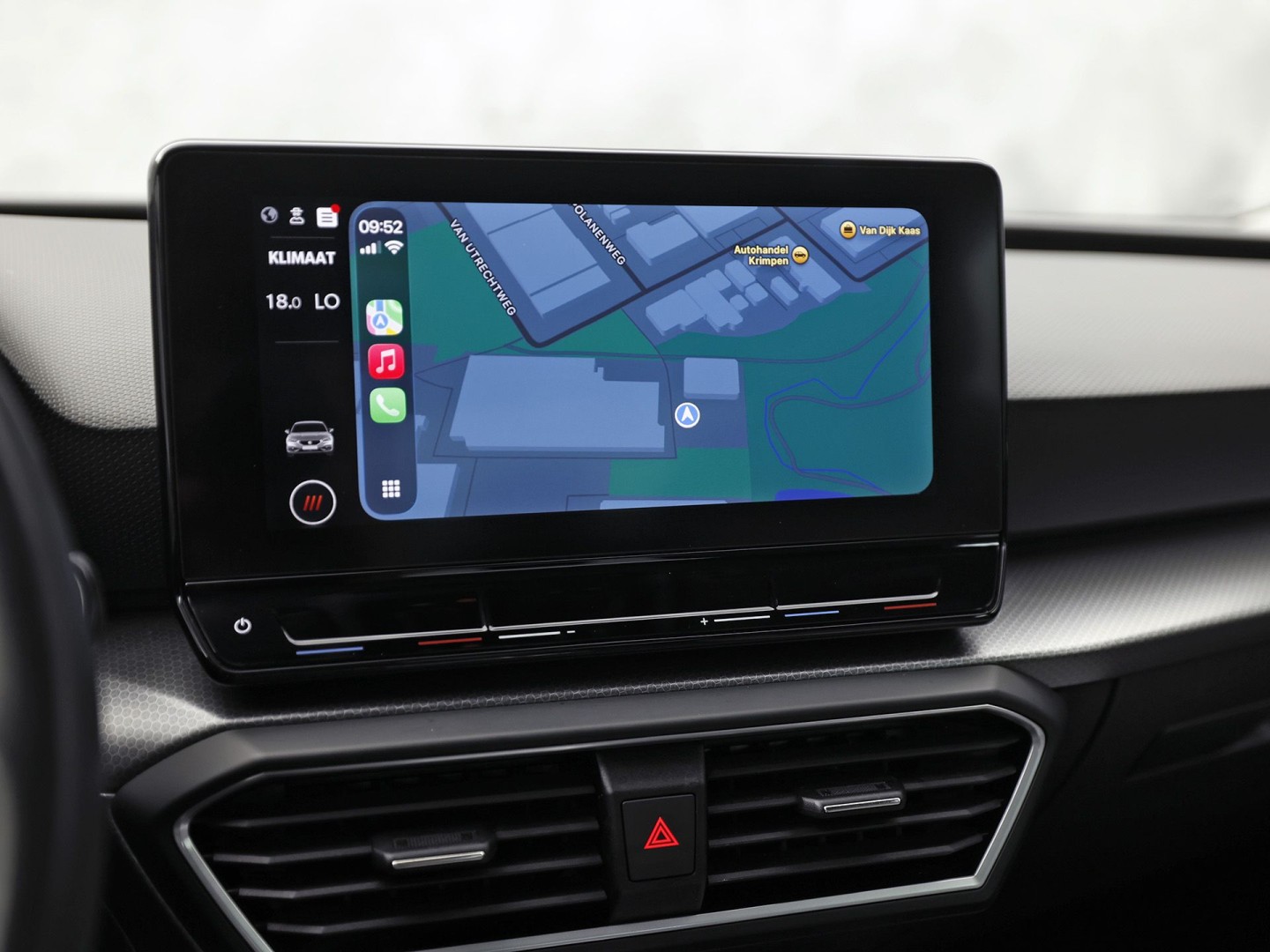 SEAT Leon 1.0 eTSI Intense Sport Automaat (VIRTUAL COCKPIT, APPLE CARPLAY, GROOT NAVI, CAMERA, SPORTSTOELEN, KEYLESS, ADAPTIVE CRUISE, NIEUWSTAAT)