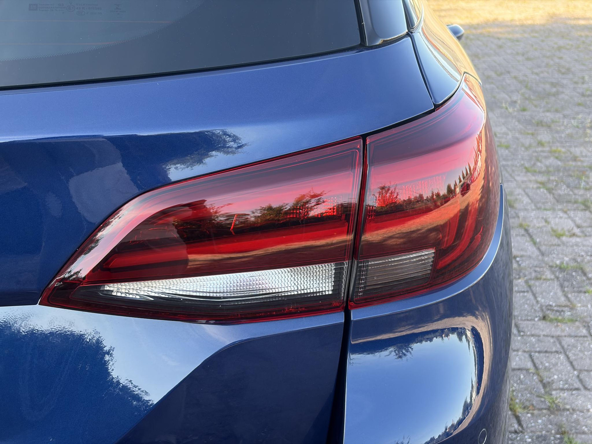 Opel Astra Sports Tourer 1.2 Ultimate ✓146pk✓2e Eigenaar✓Trekhaak✓Camera✓Carplay✓Navi✓Alcantara-Leder✓17''Lmv✓Stoelverw-Stuurverw✓Net beurt gehad✓Dodehoek✓Rijstrooksensor✓Pdc V+A✓6 Bak✓N.A.P✓Bj 11-2020✓Apk tot 08-2028