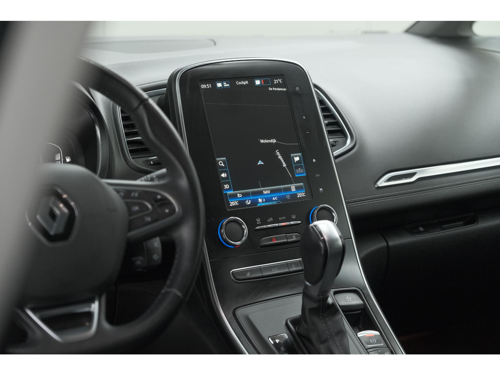 Renault Scénic 1.3 TCe 140 EDC Intens | Trekhaak | Camera | Head-Up Display | Dodehoekdetectie