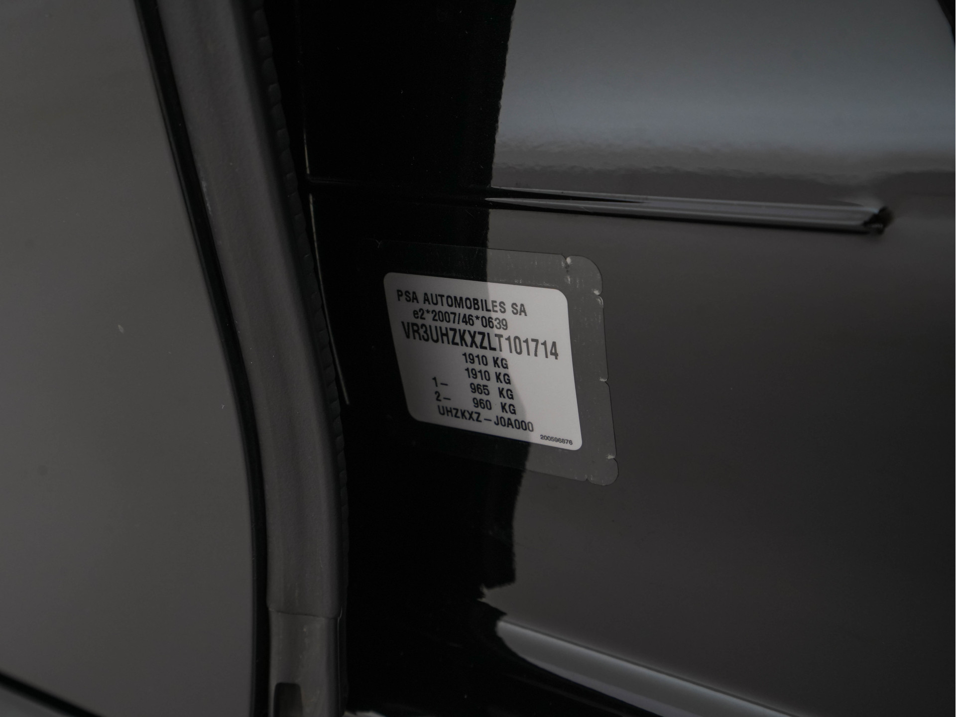 Peugeot e-208 EV GT-Line 350 50 kWh [ 3-Fase ] {SOH-90%} (INCL-BTW) *FULL-LED | DIGI-COCKPIT | BLINDSPOT | CAMERA | LEATHER-ALCANTARA | NAVI-FULLMAP | LANE-ASSIST | KEYLESS | DAB | CCS-FASTLOADER | HEATED-SPORTSEATS | AMBIENT-LIGHT | 17"ALU*