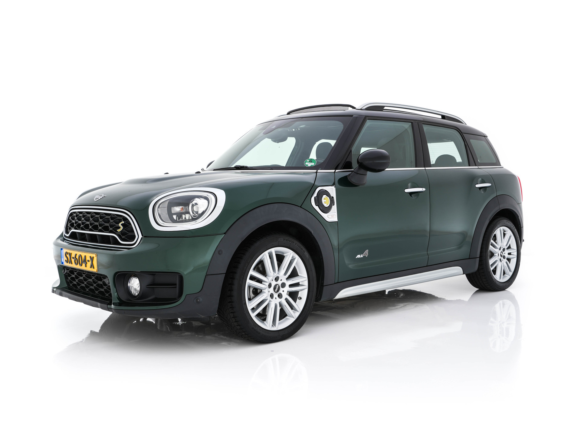 MINI Mini Countryman 2.0 Cooper S E ALL4 Chili Plug-In (INCL-BTW) Aut. *PANO | LEATHER-FABRIC | FULL-LED | SPORT-SEATS | KEYLESS | NAVI-FULLMAP | ECC | AMBIENT-LIGHT | PDC | CRUISE | 18''ALU*