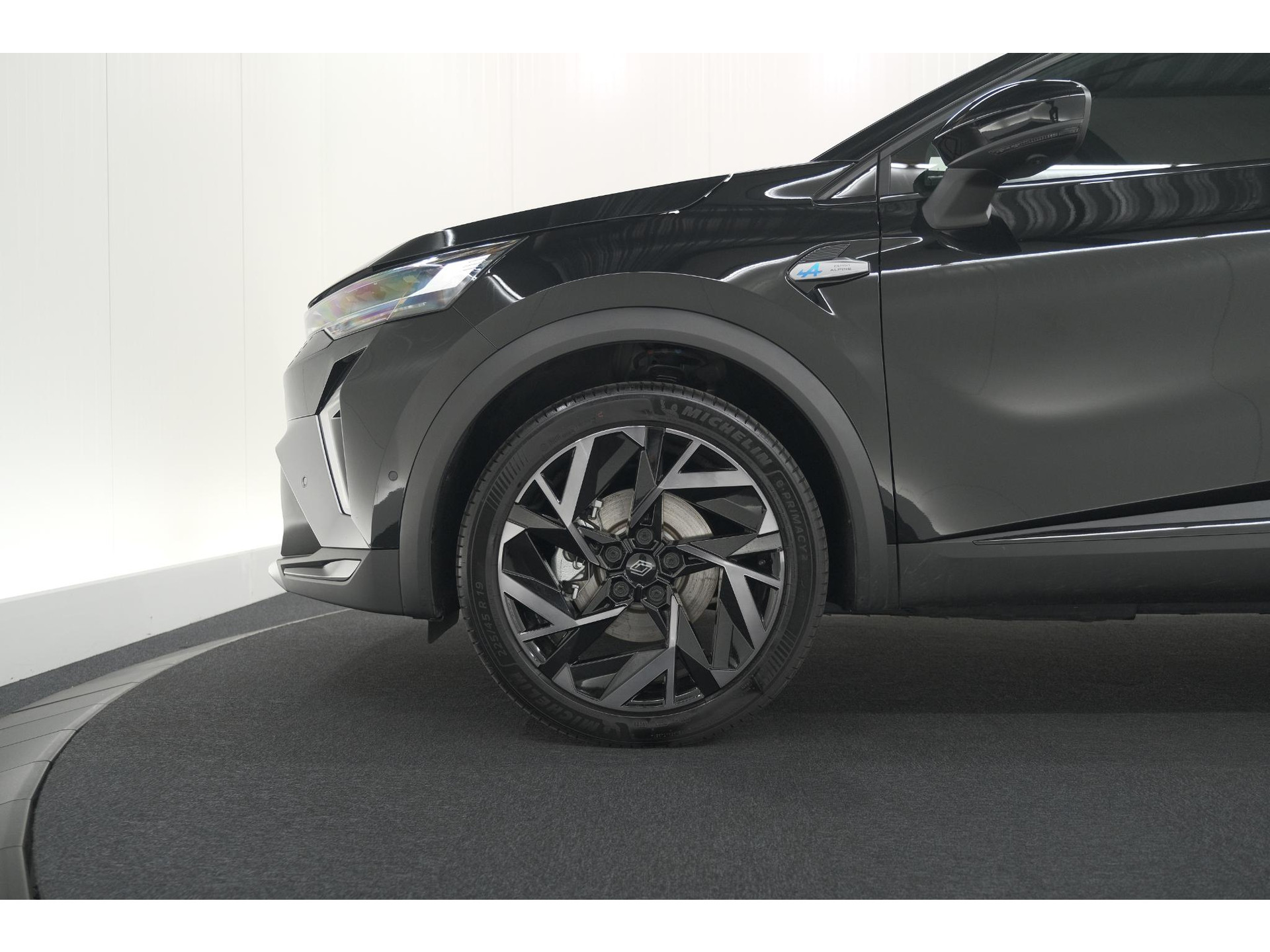 Renault Captur 1.8 E-Tech full hybrid 160 Esprit Alpine | 360 Camera | Adaptieve Cruise Control | Dodehoekdetectie | Stuurwielverwarming