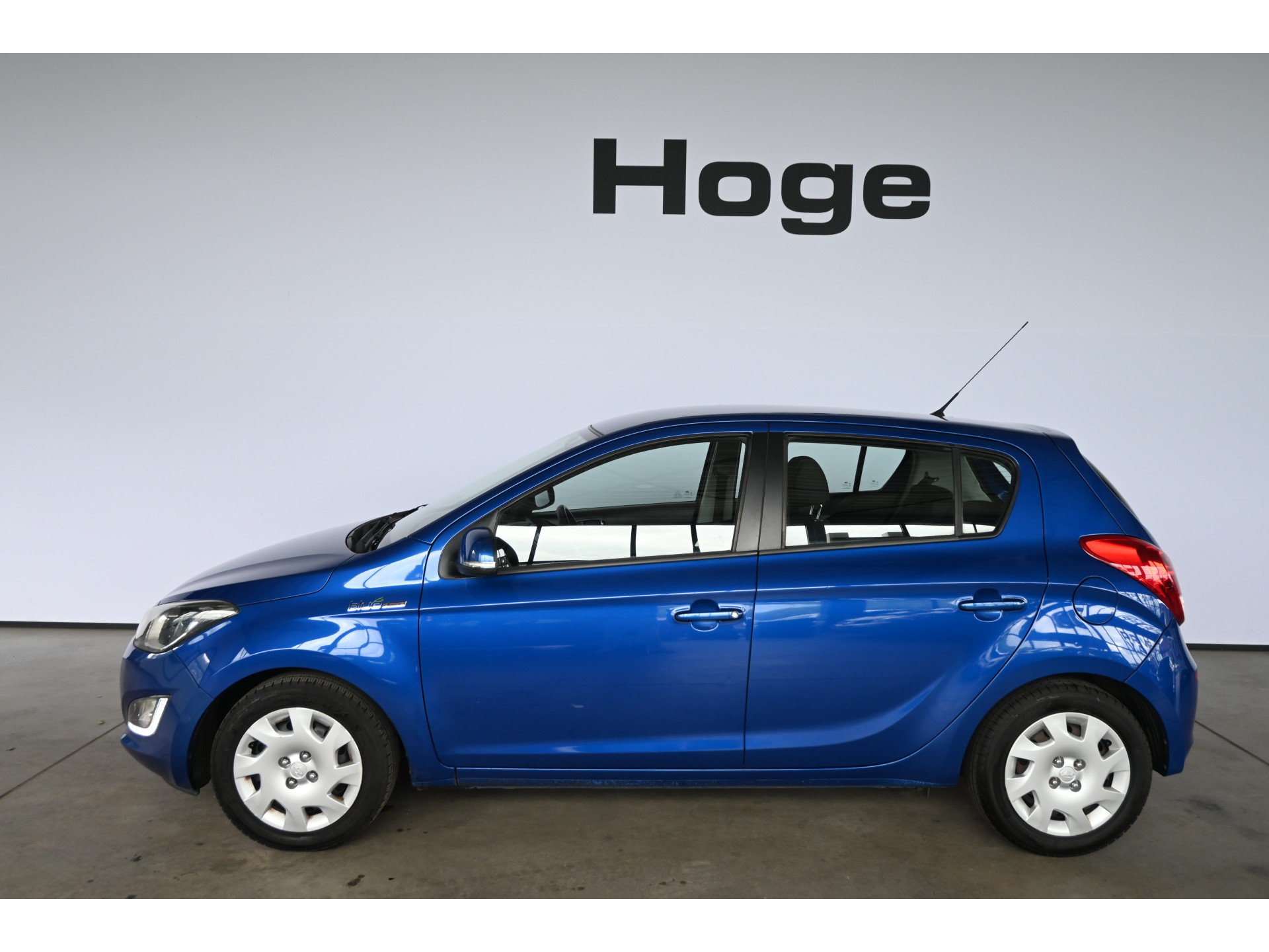 Hyundai i20 1.2i i-Motion LICHTE TIK IN MOTOR! TEKST LEZEN! Airco LED  Elektrisch Pakket! Trekhaak TEKST LEZEN! Inruil Mogelijk!