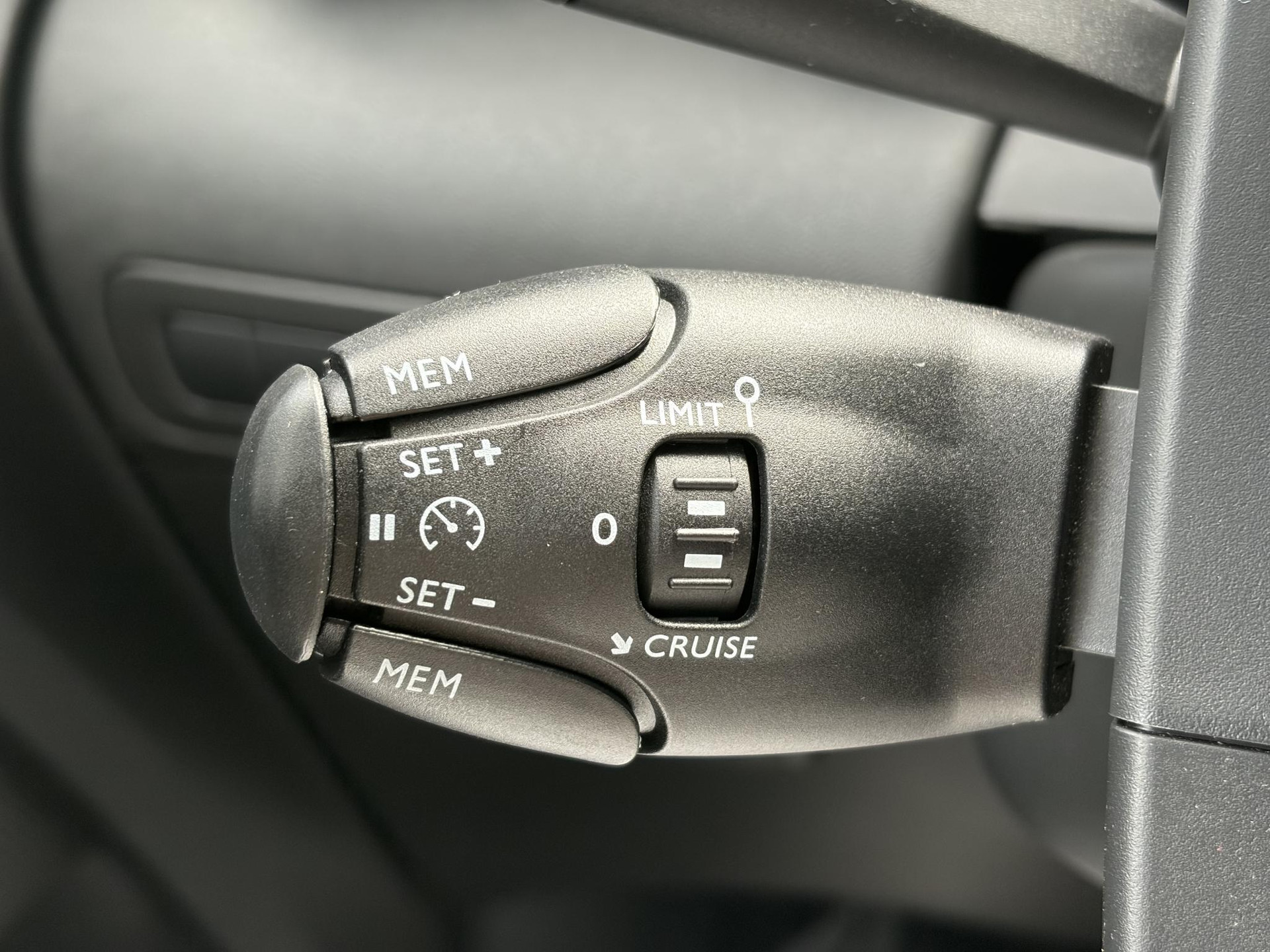 Citroen C3 Aircross 1.2 PureTech Feel ✓1e Eigenaar✓D-riem vv in 08-2026✓Draadloze telefoonlader✓Carplay✓Navi✓Clima✓Cruise✓Pdc✓Rijstrooksensor✓Bj 10-2018✓Lm velgen✓N.A.P✓Apk tot 11-2027