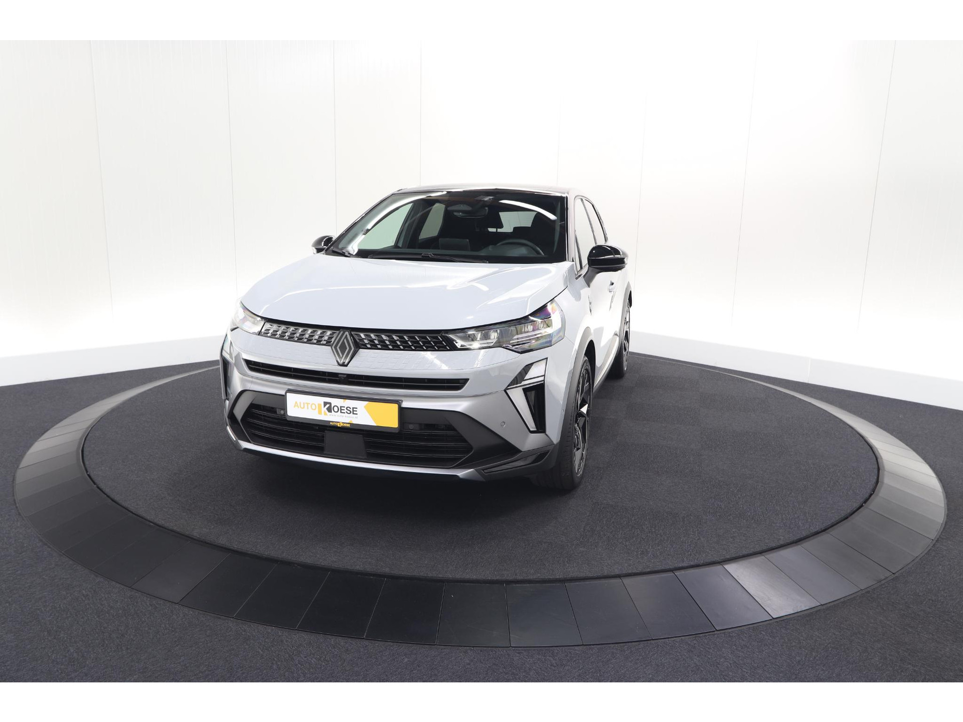 Renault Captur 1.8 E-Tech full hybrid 160 esprit Alpine | 360 Camera | Adaptieve Cruise Control | Dodehoekdetectie | Stuurwielverwarming