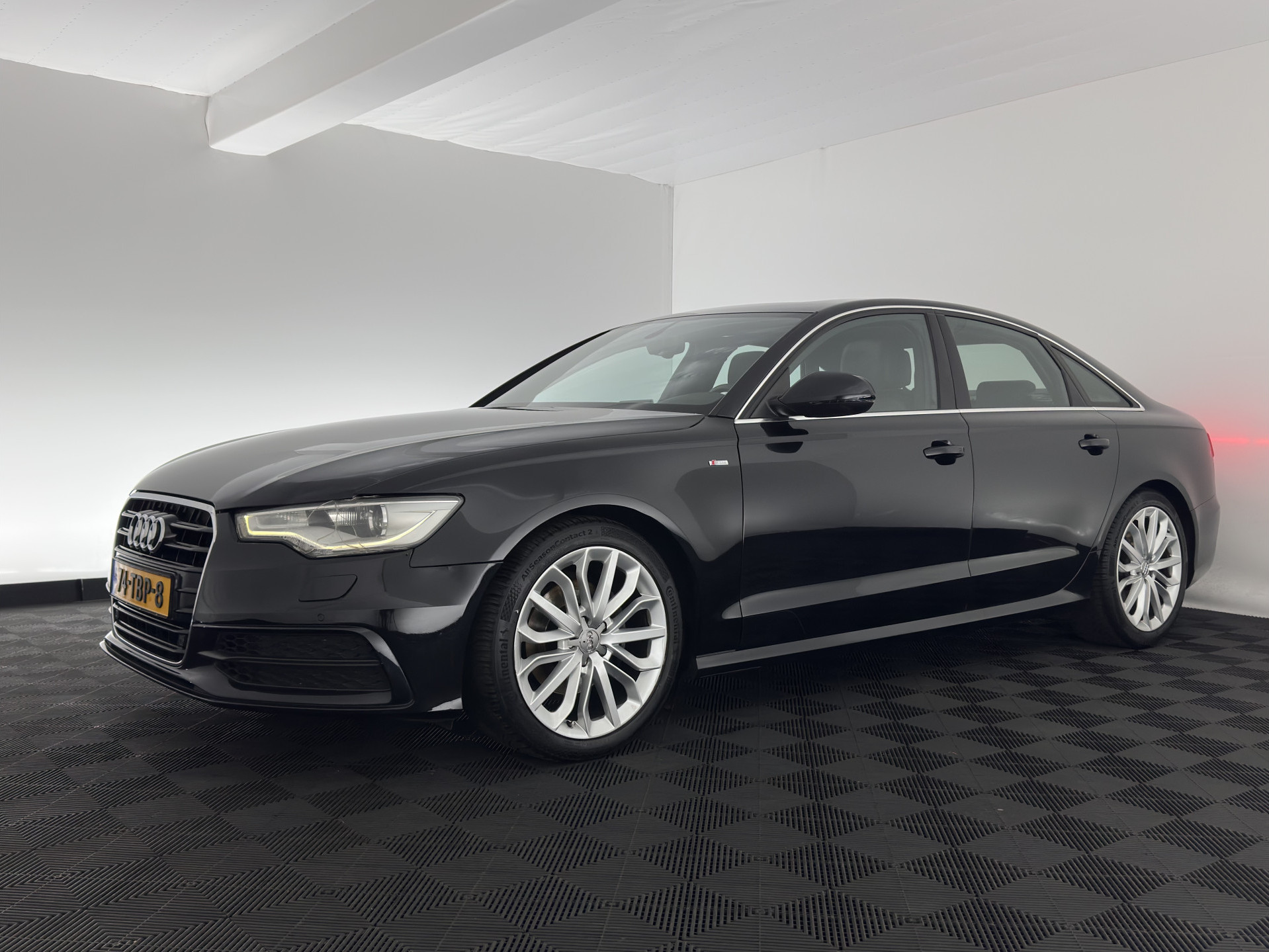 Audi A6 Limousine 2.0 TFSI S-Line Sportpack Pro Line Aut. *PANO | LEATHER-FABRIC | XENON | NAVI-FULLMAP | KEYLESS | SPORT-SEATS | ECC | PDC | CRUISE | TOWBAR | 19''ALU*