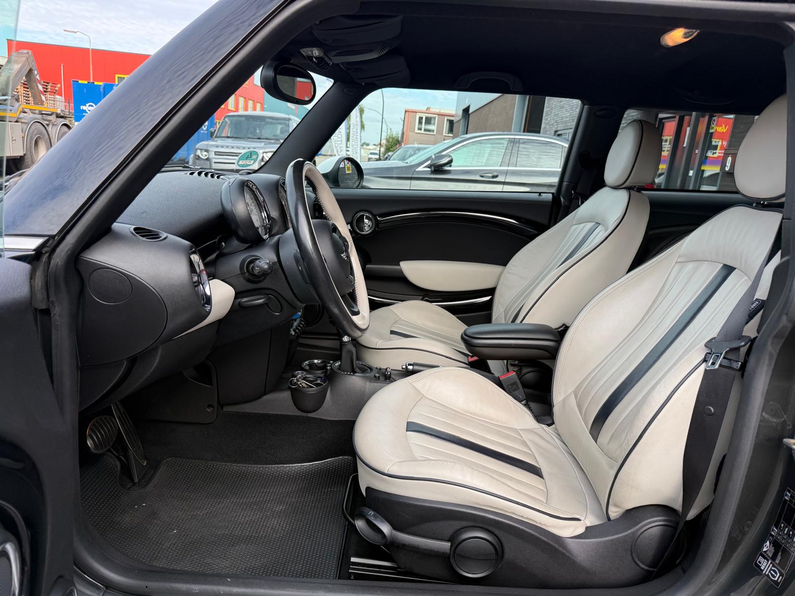 MINI 3-Deurs 2.0 Cooper SD Monte Carlo | 3/6/12 MND GARANTIE | AUTOMAAT | CRUISE | XENON | GOED ONDERHOUDEN | BLUETOOTH | CLIMA |