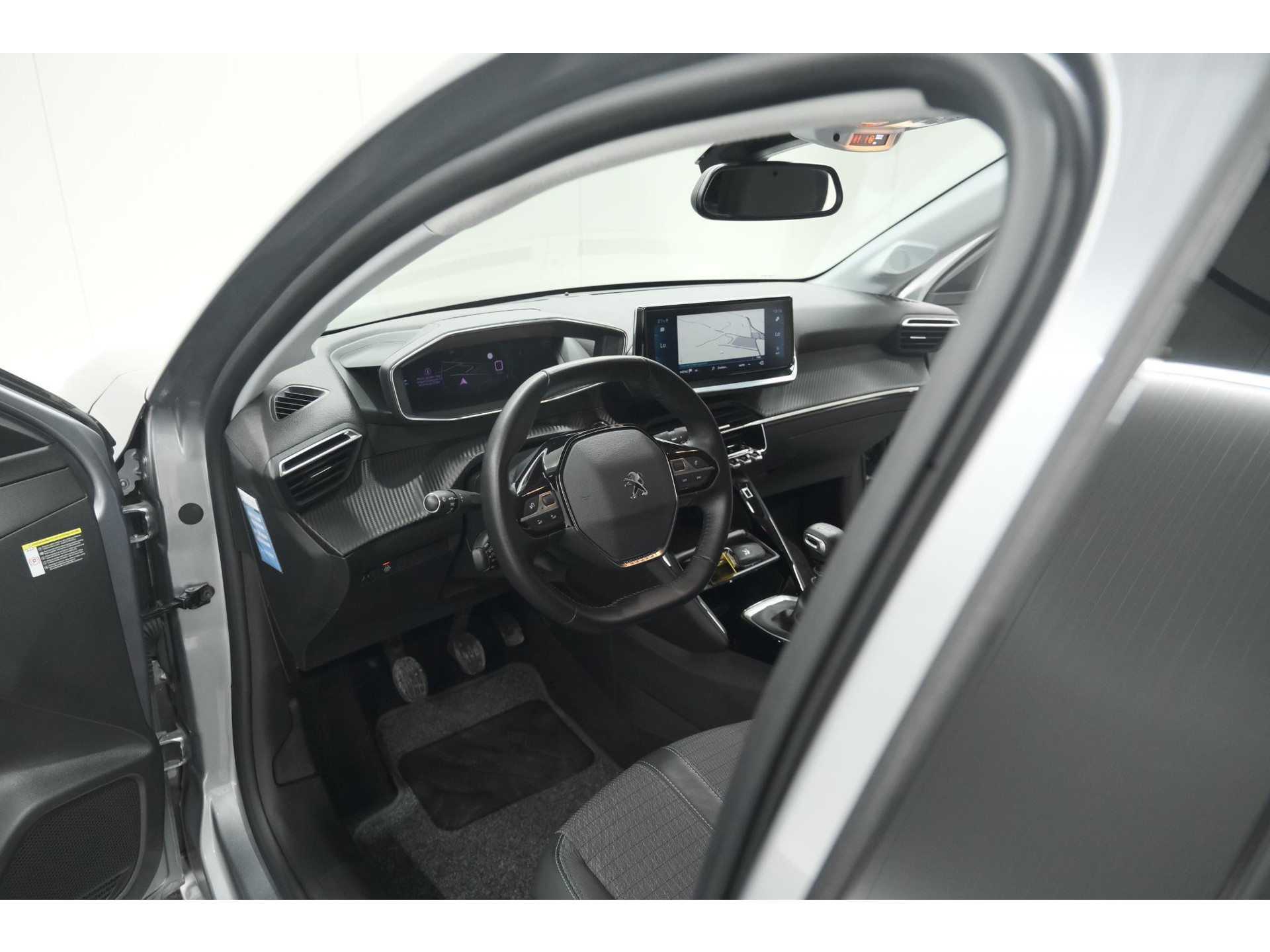 Peugeot 208 PureTech 100 Allure | 360 Camera | Dodehoekdetectie | Apple Carplay