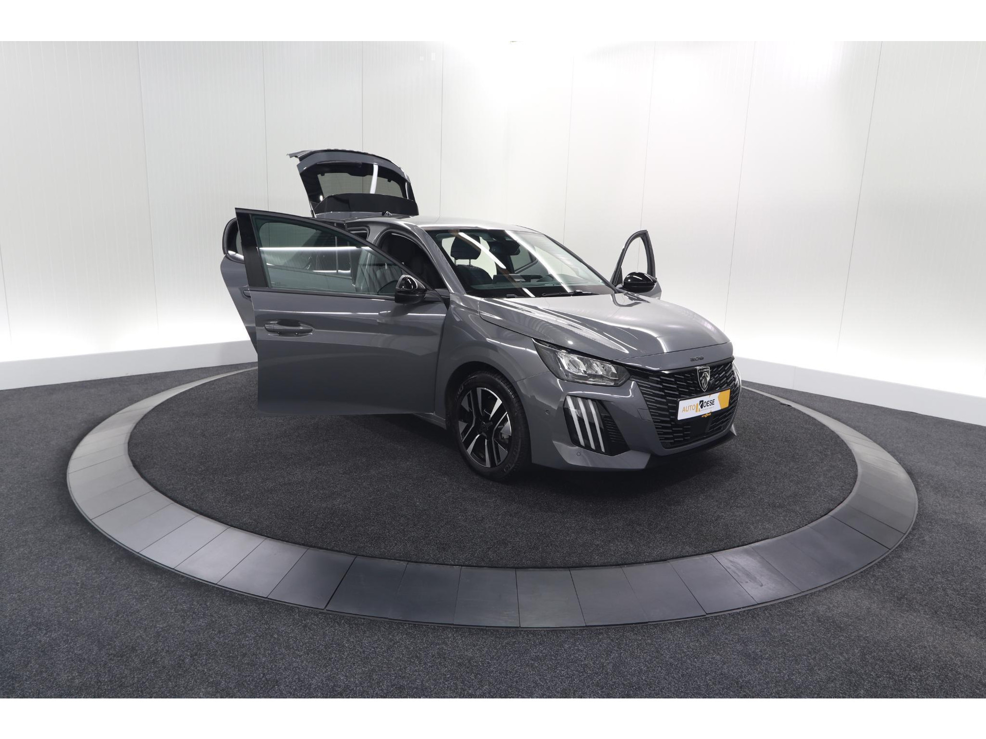 Peugeot 208 PureTech 100 Allure | 360 Camera | Adaptieve Cruise Control | Navigatie | Dodehoekdetectie