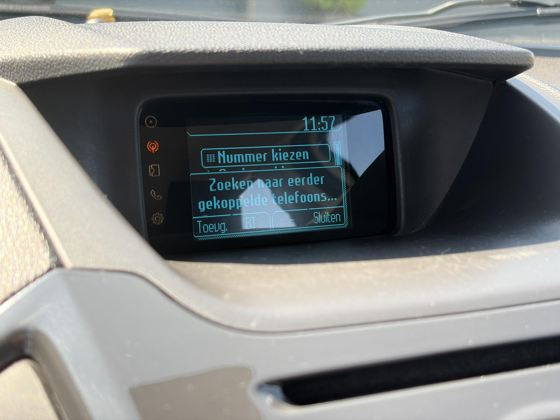 Ford EcoSport 1.0 EcoBoost Titanium Clima,Cruise,Pdc,Lm velgen,125pk,Bluetooth,N.A.P,Apk tot 09-2027