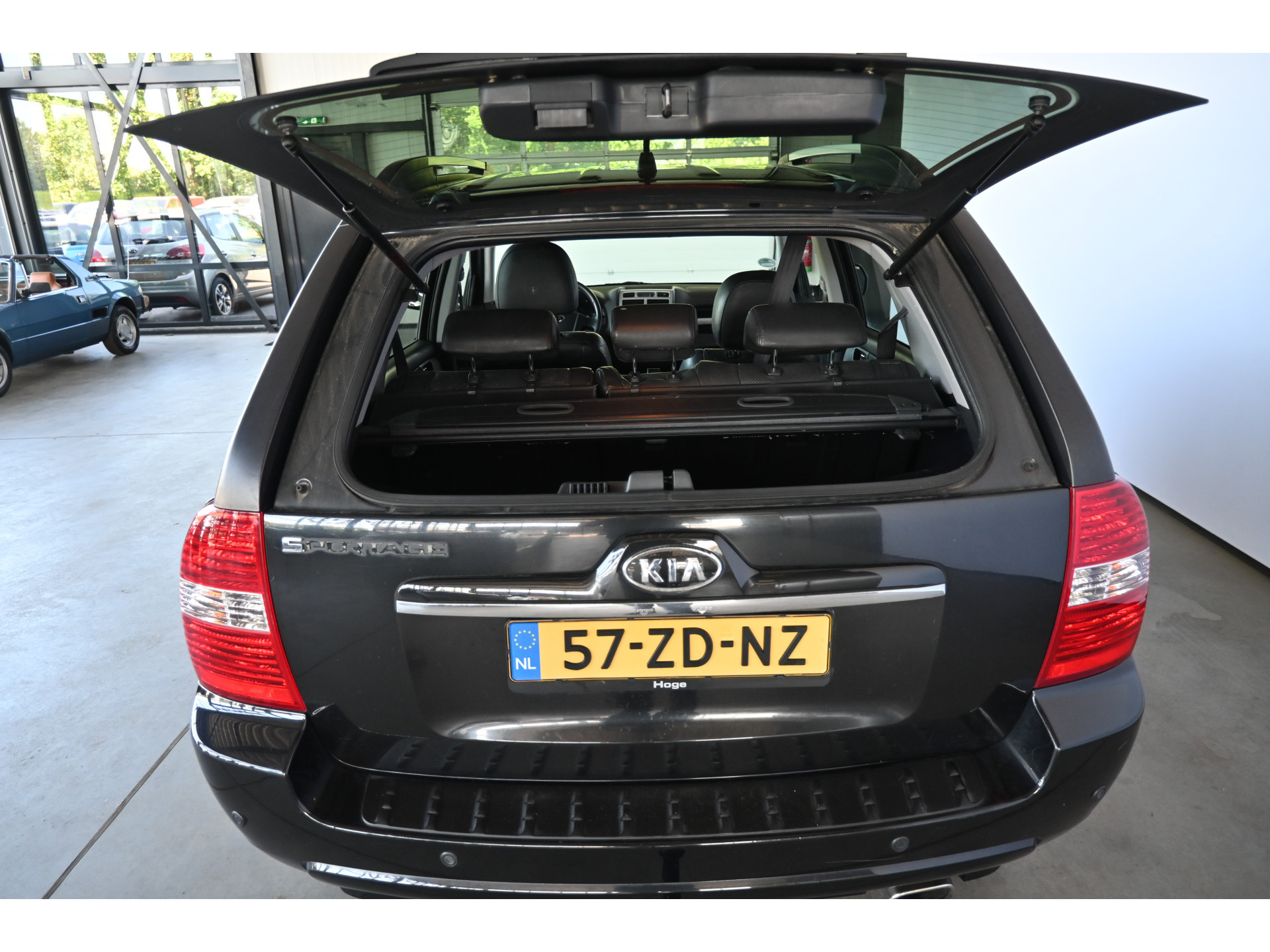 Kia Sportage 2.0 CVVT X-ception Trekhaak Airco Cruise control Leder PDC Android Auto 100% Onderhouden! Inruil Mogelijk!