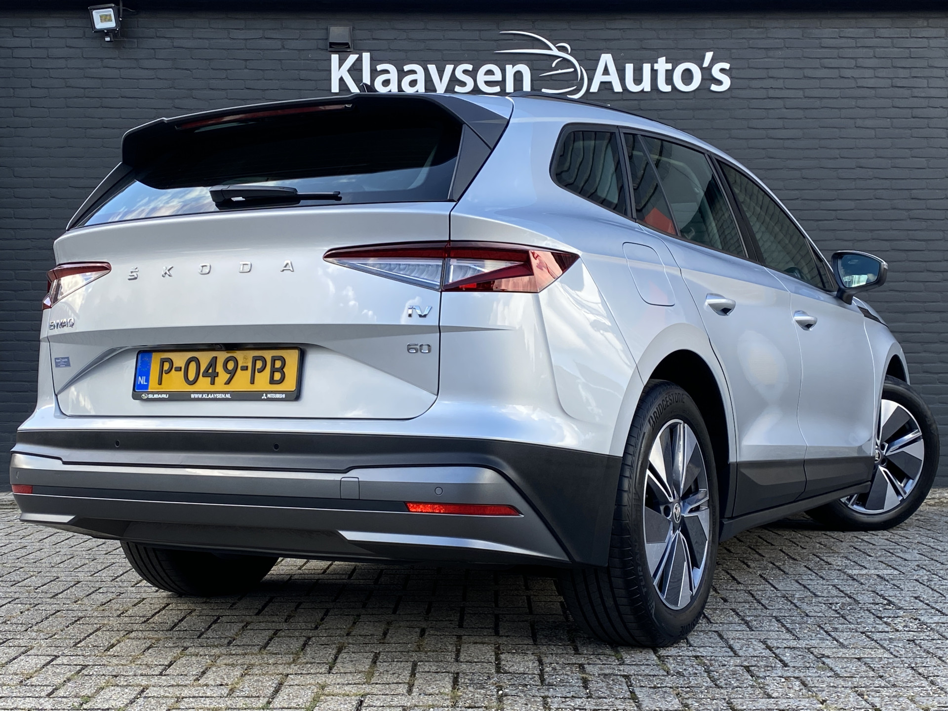 ŠKODA Enyaq iV 60 | 1e eigenaar | dealer onderhouden | navigatie | camera | sfeerverlichting | apple carplay | SOH 92%