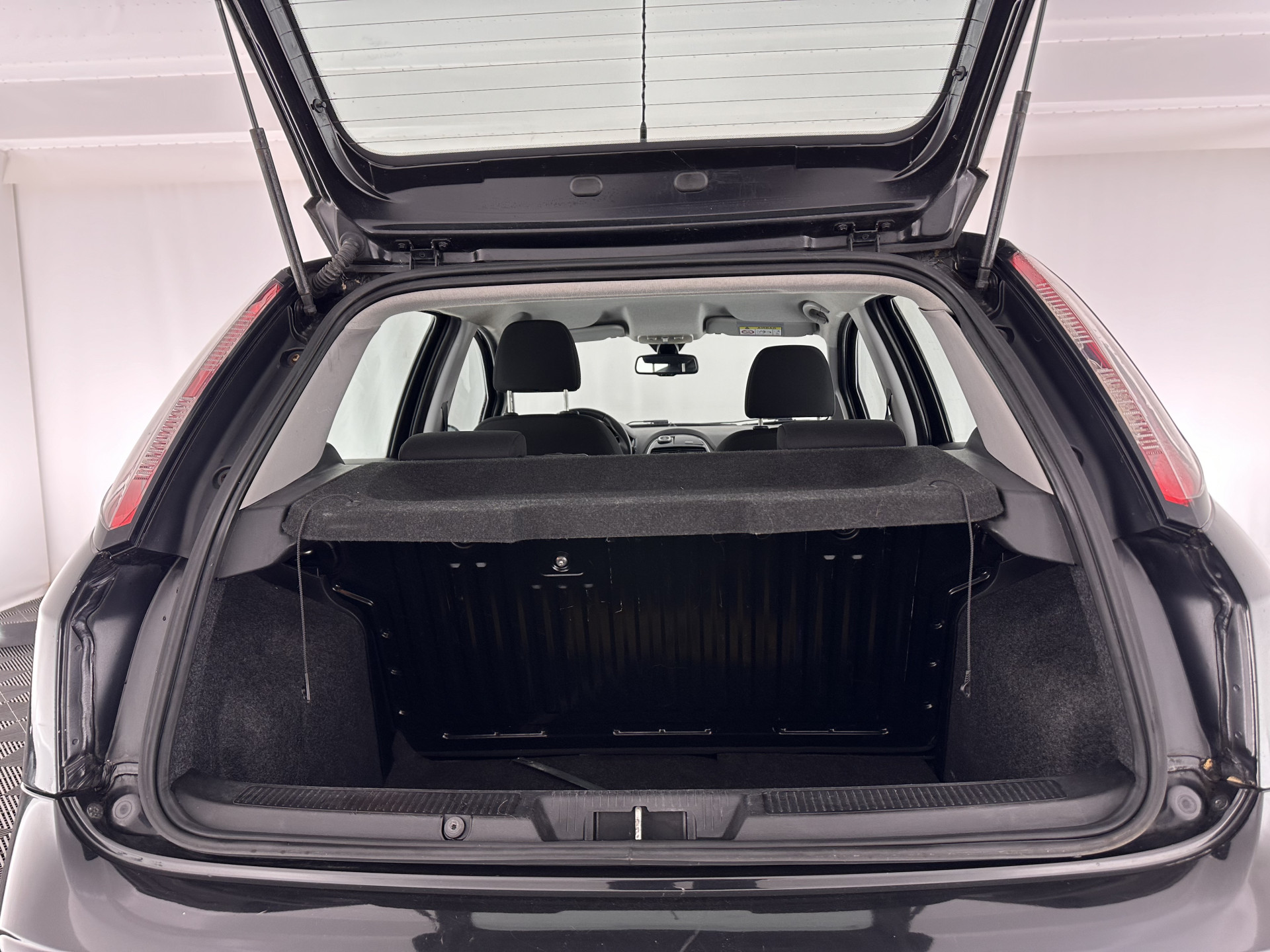 Fiat Punto Evo 1.3 M-Jet Street *AIRCO | CRUISE | COMFORT-SEATS | RADIO-CD/MP3 | 15''ALU*