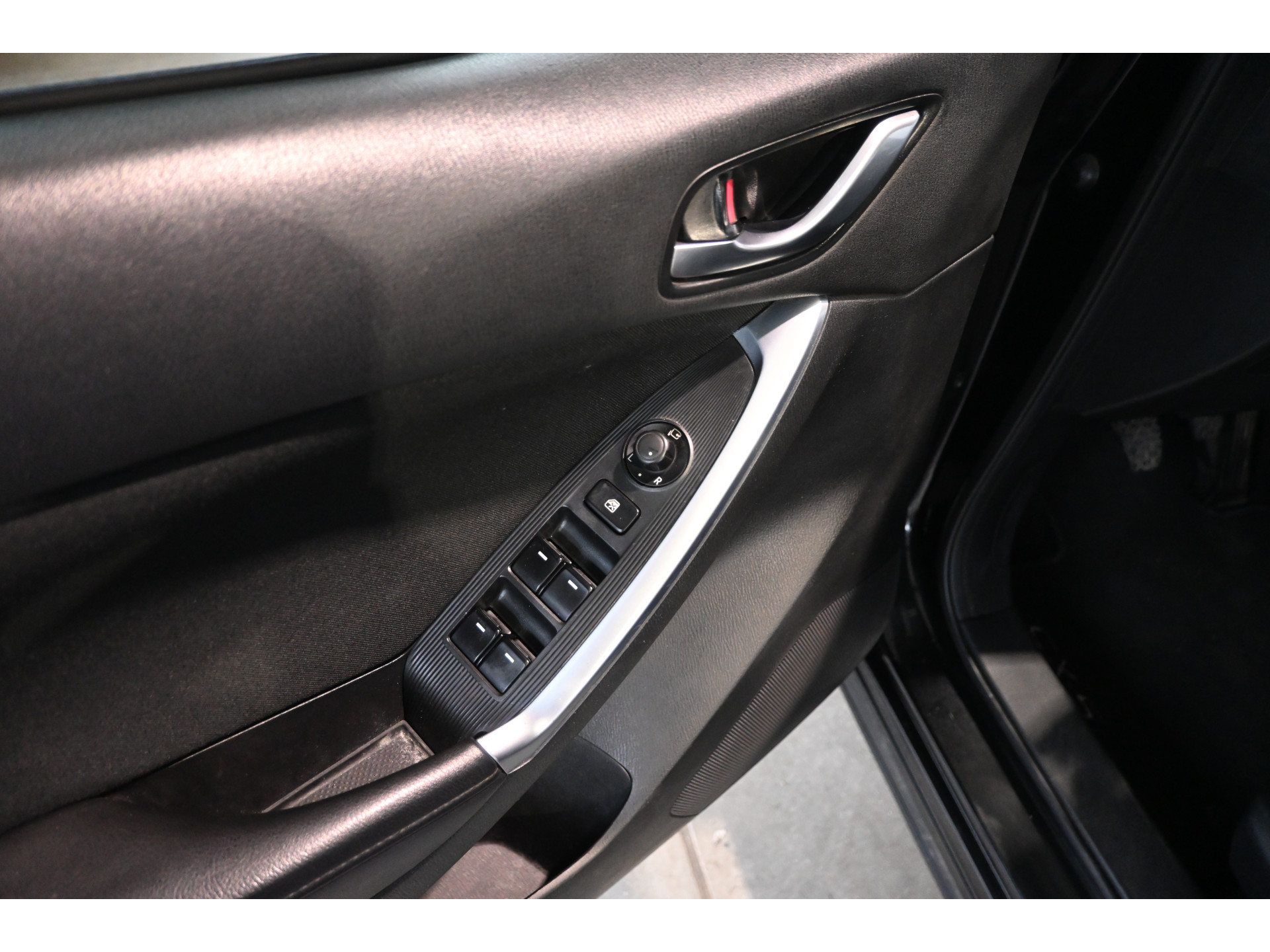 Mazda CX-5 2.0 TS+ 2WD Clima Navigatie Cruise Control Trekhaak Rijklaarprijs! Dealer onderhouden! Inruil Mogelijk!
