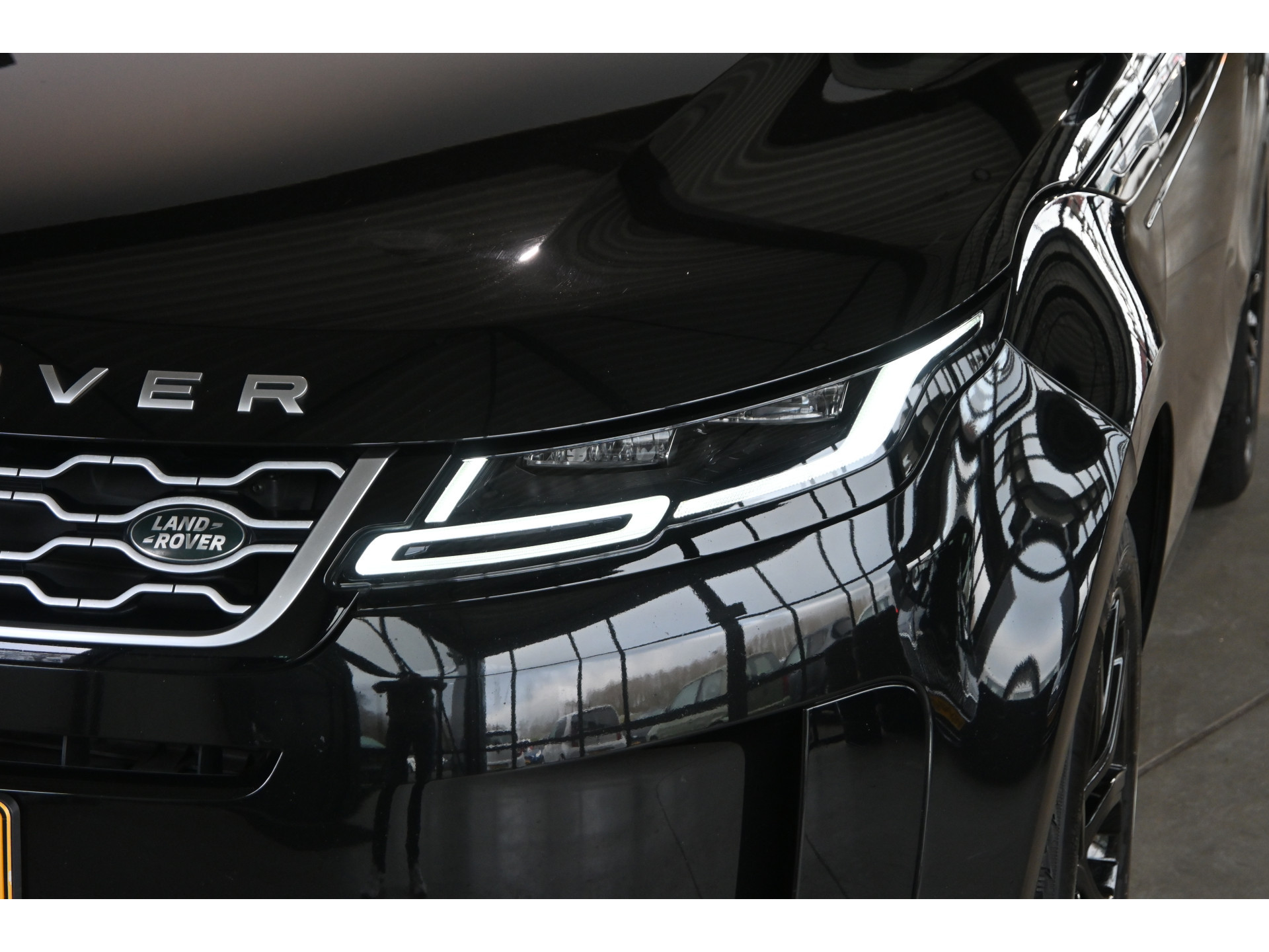 Land Rover Range Rover Evoque 2.0 P200 AWD Automaat Navigatie Leder Stoel/Stuur verwarming Rijklaarprijs Inruil Mogelijk!