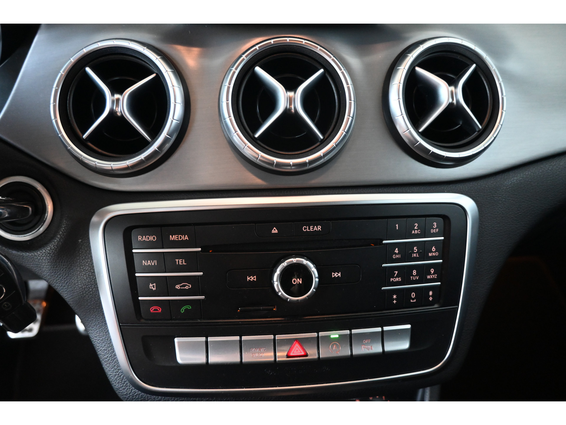 Mercedes-Benz CLA-klasse 180 AMG Night Edition Plus Clima Cruise Xenon LED Navigatie Inruil mogelijk
